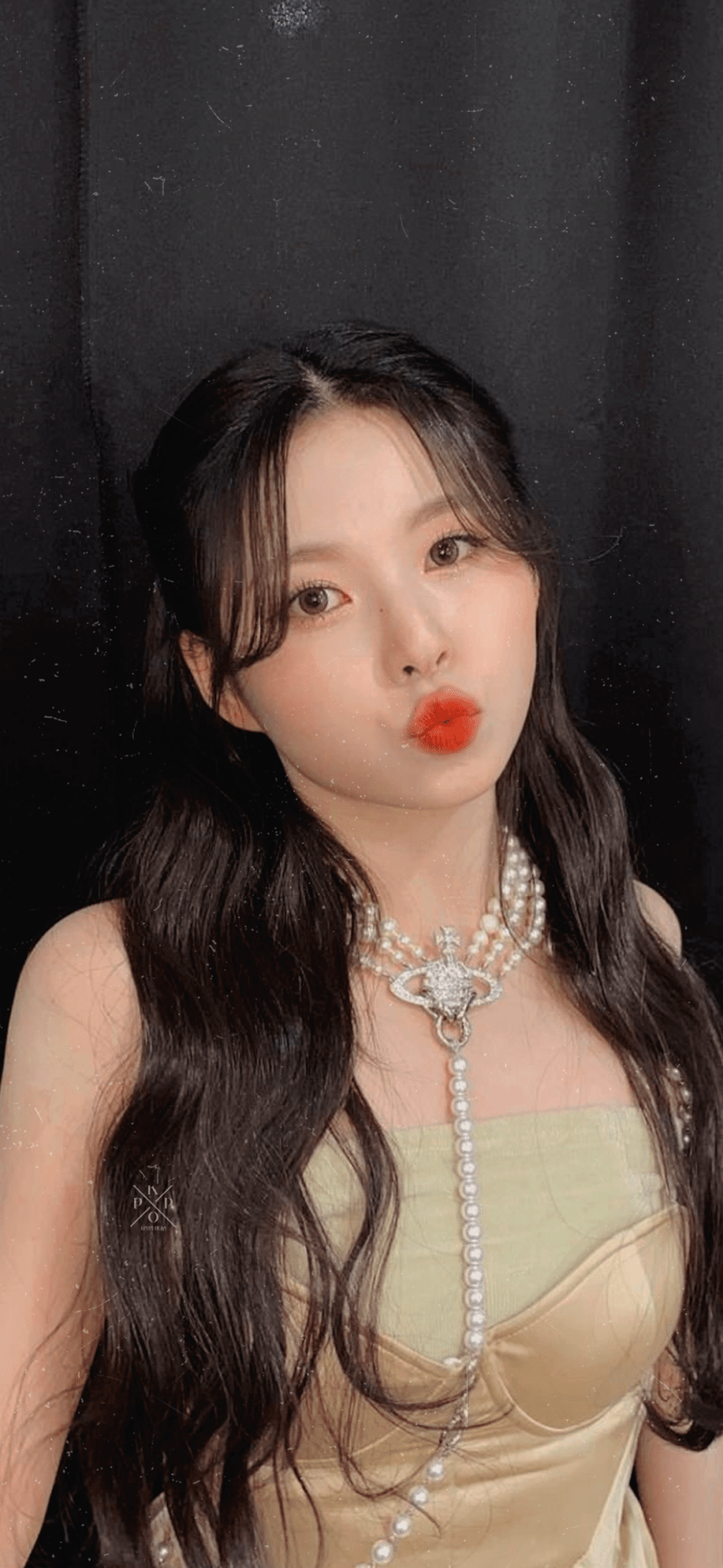 886x1920 kpop locks