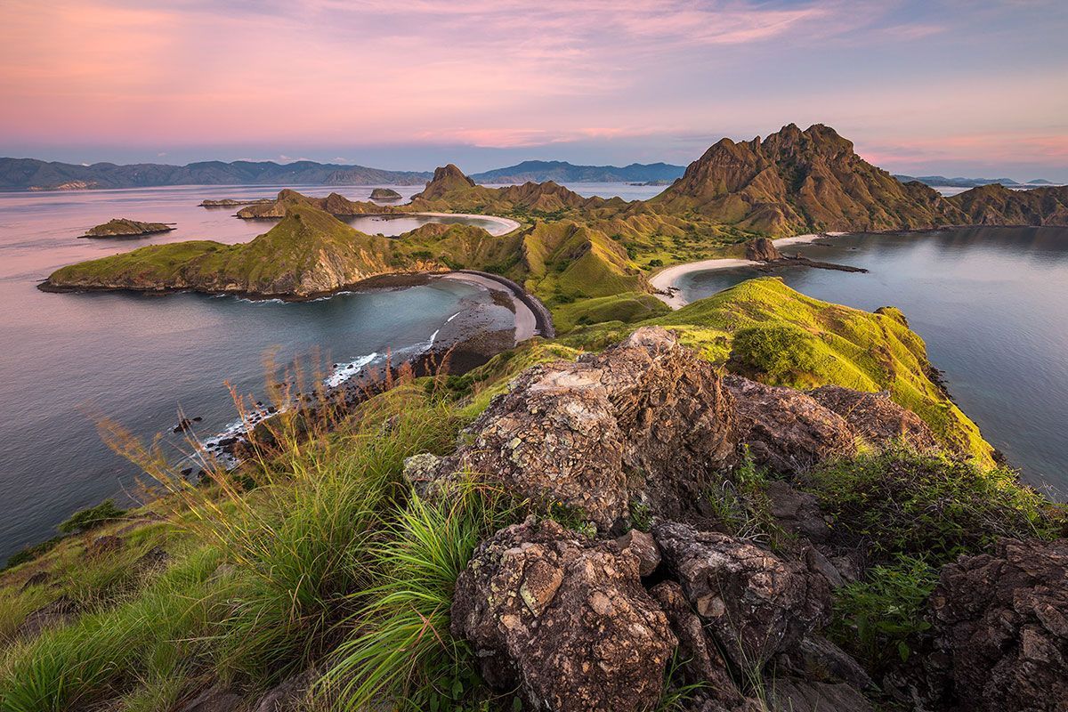 1200x800 Komodo Islands, Indonesia