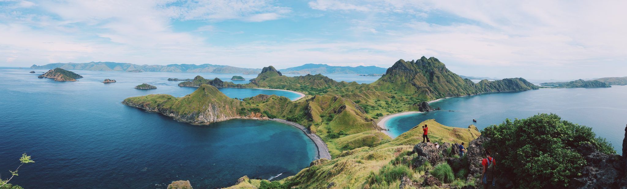 2048x619 Komodo Islands Travel Guide: Diving