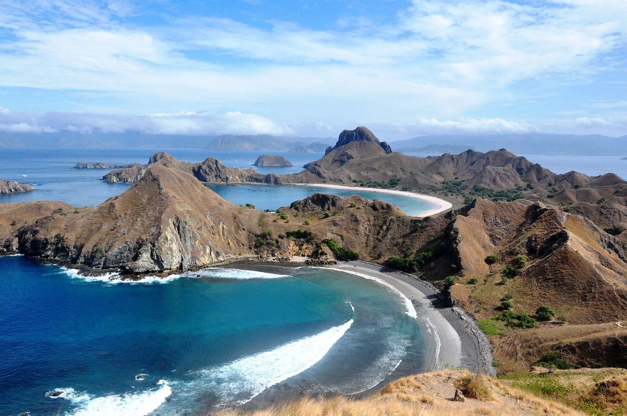 1280x850 Free Labuanbajo & Komodo Image