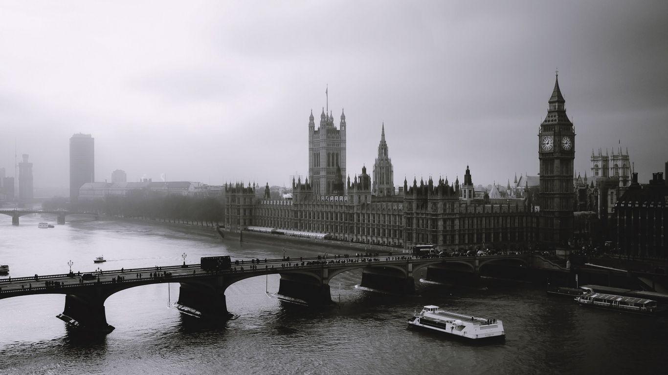 1366x768 Download wallpaper 1366x768 london, mist, river, bridge, big