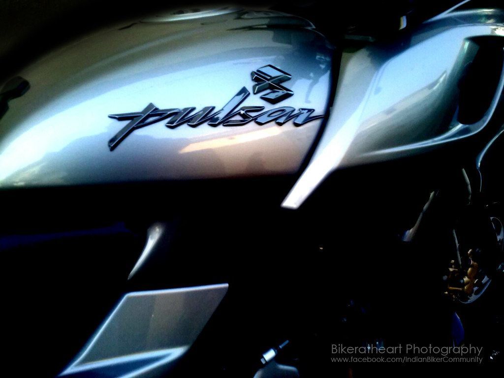 1024x768 Bajaj Pulsar 220 Wallpaper 18. Faisal