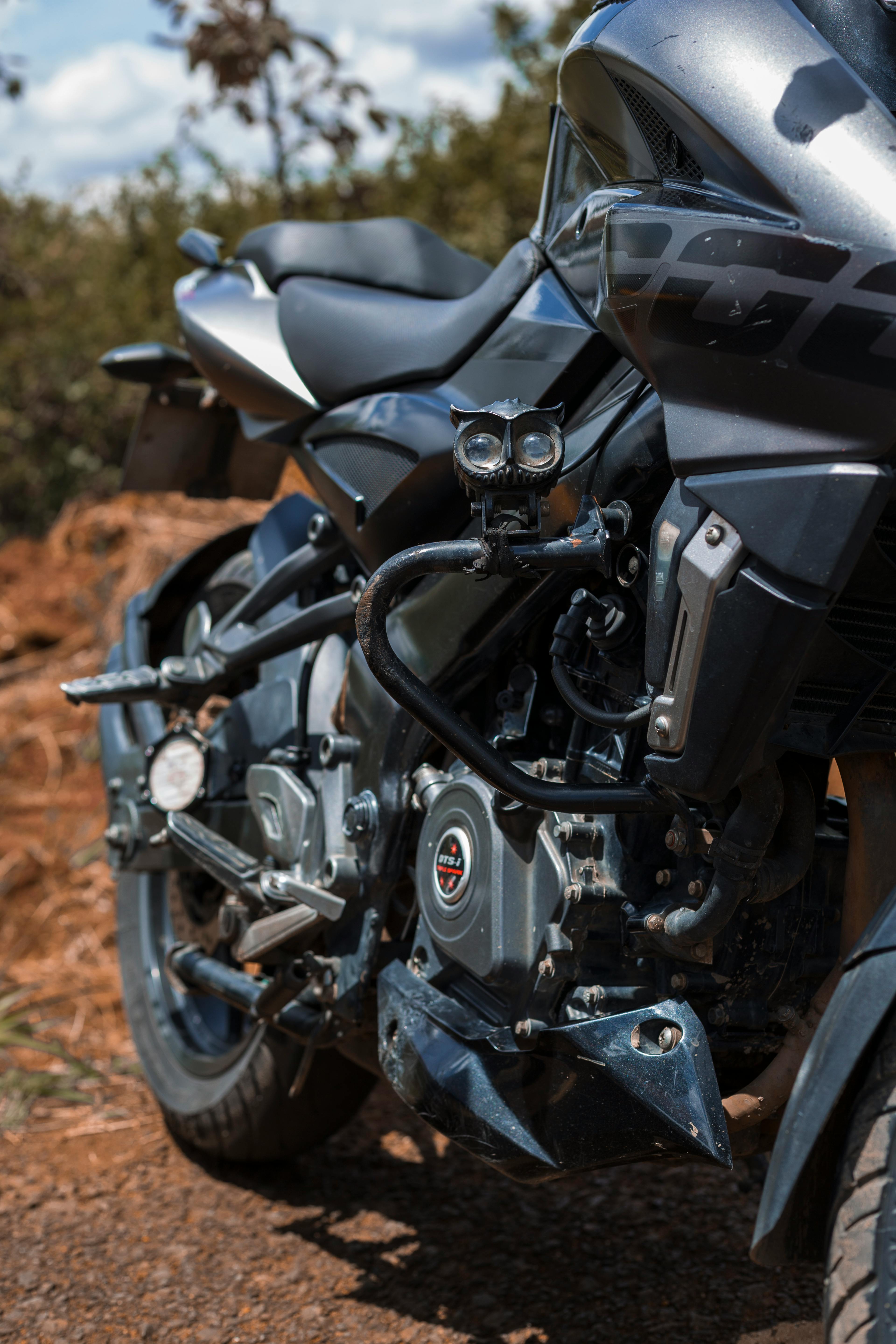 3840x5760 Yamaha Logo · Free