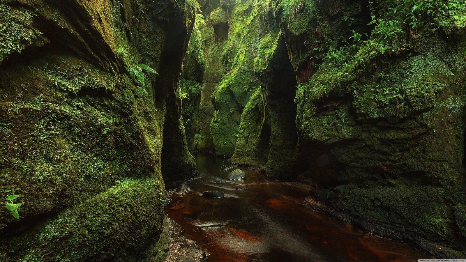 1600x900 Blood River Devils Pulpit Scotland