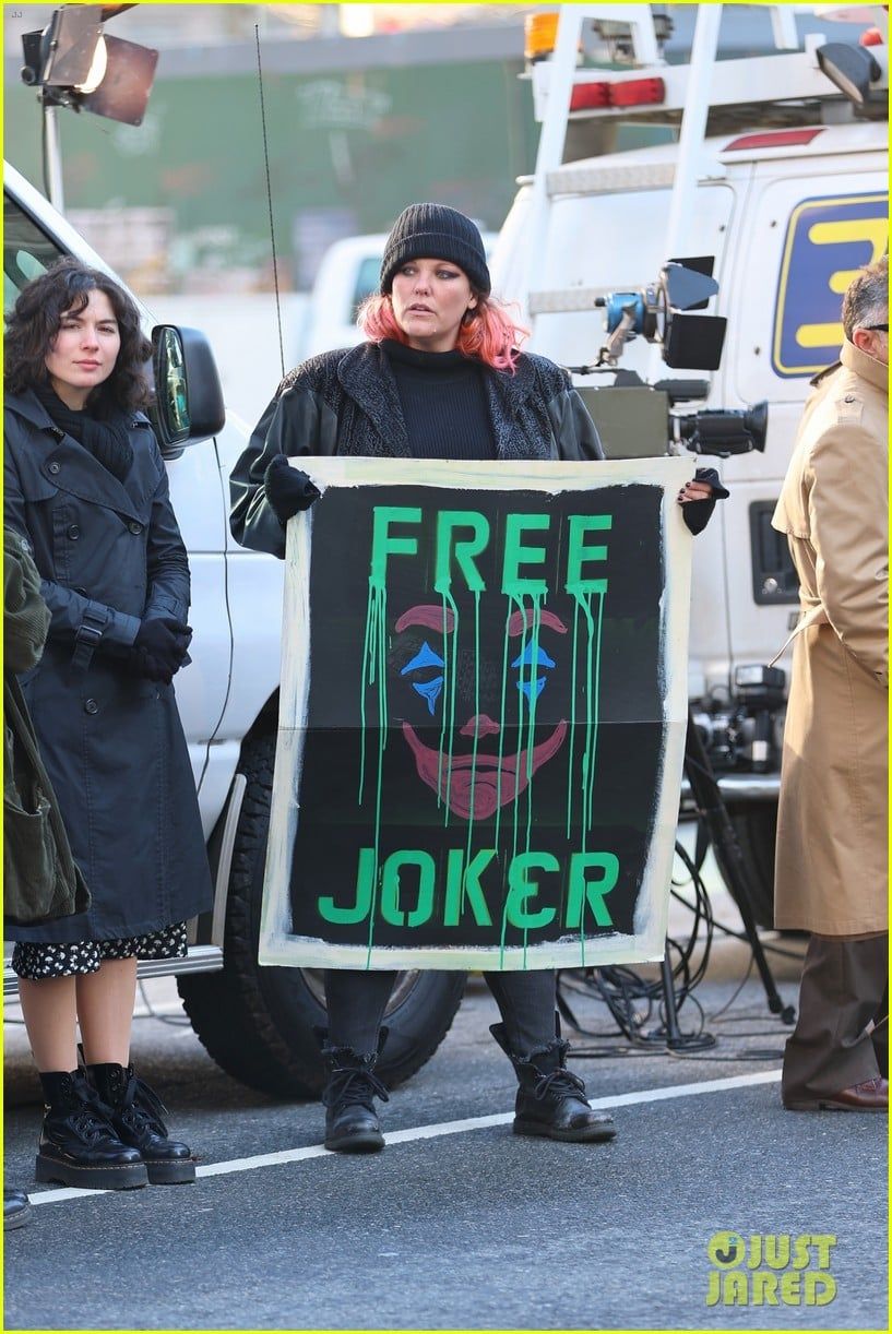 817x1222 Joaquin Phoenix Films 'Joker: Folie a