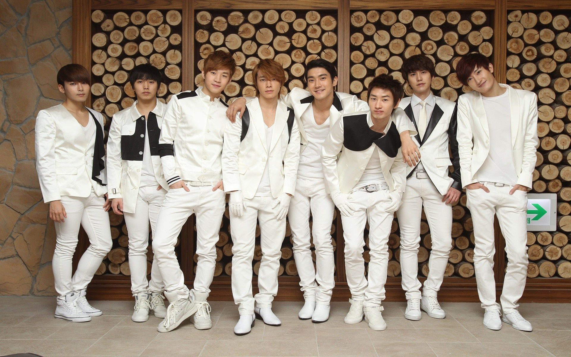1920x1200 Super Junior Wallpaper 48 image