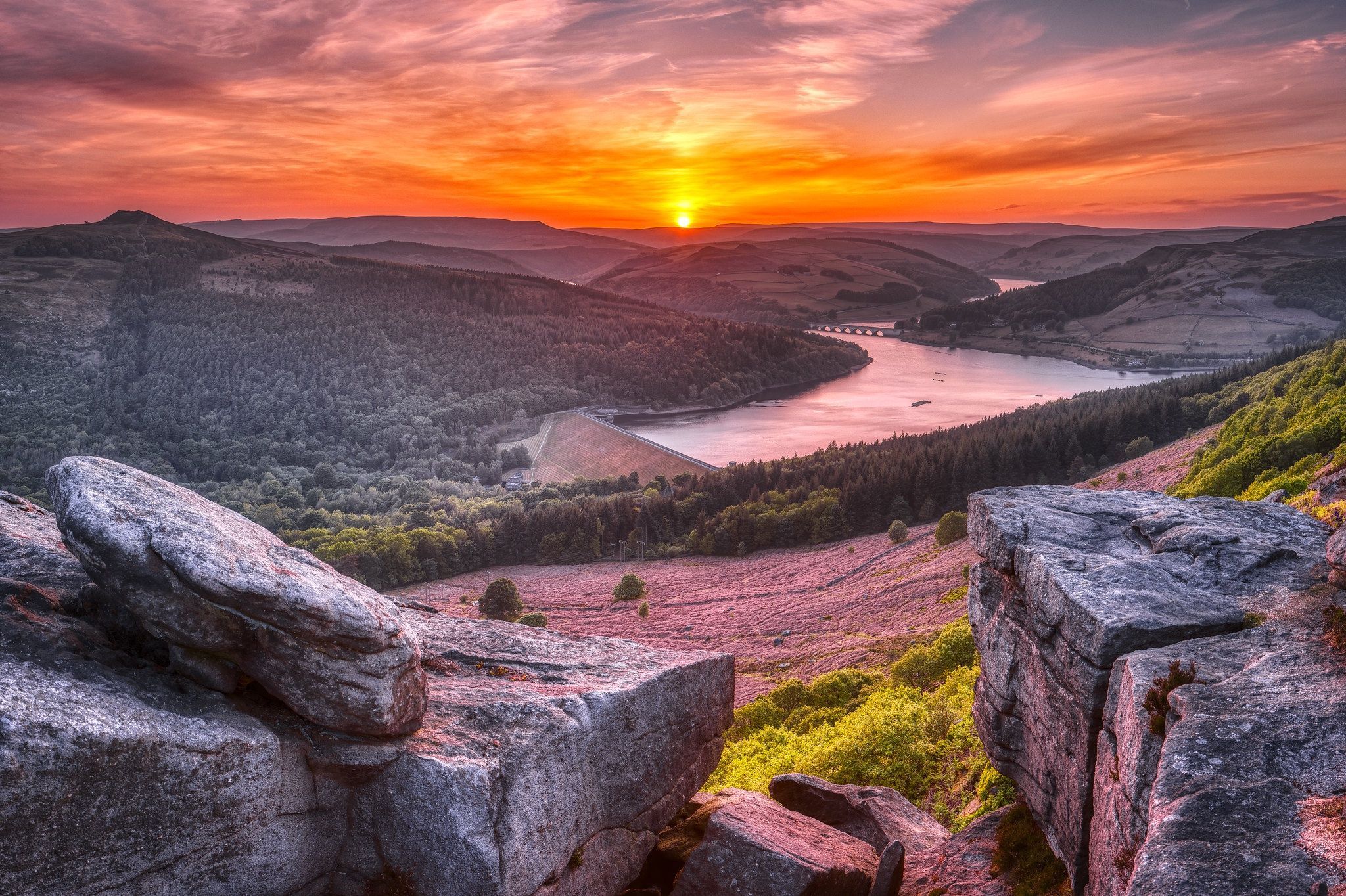 2048x1364 Wallpaper Bamford Edge, Sunset