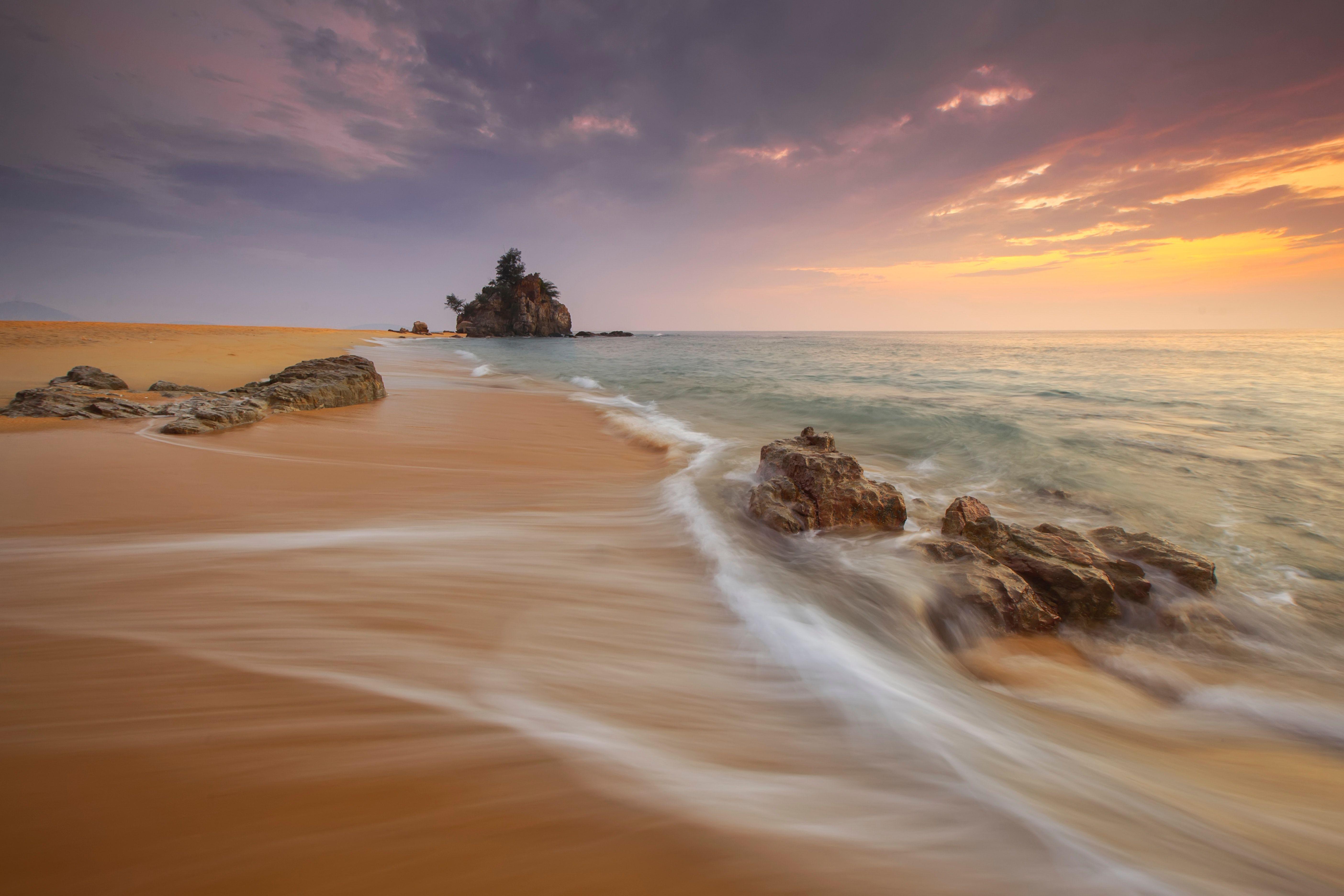 5616x3744 Beach during Golden Hour · Free