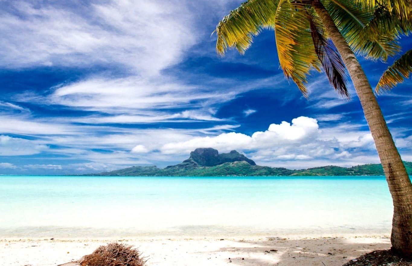 1365x881 Awsome Bora Bora Island HD Wallpaper