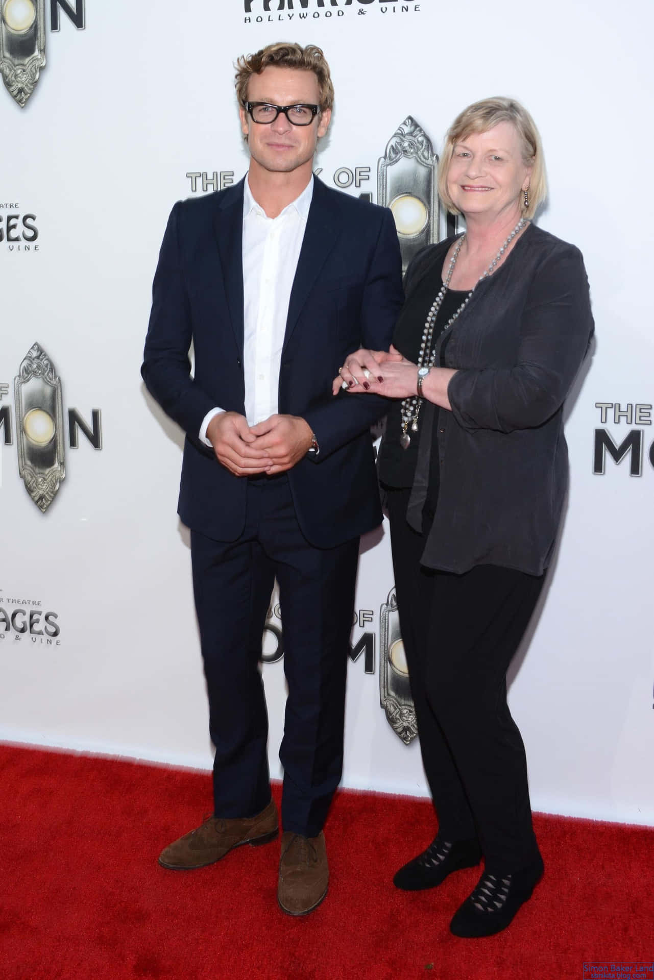 1281x1920 Red Carpet Eventwith Guest Wallpaper