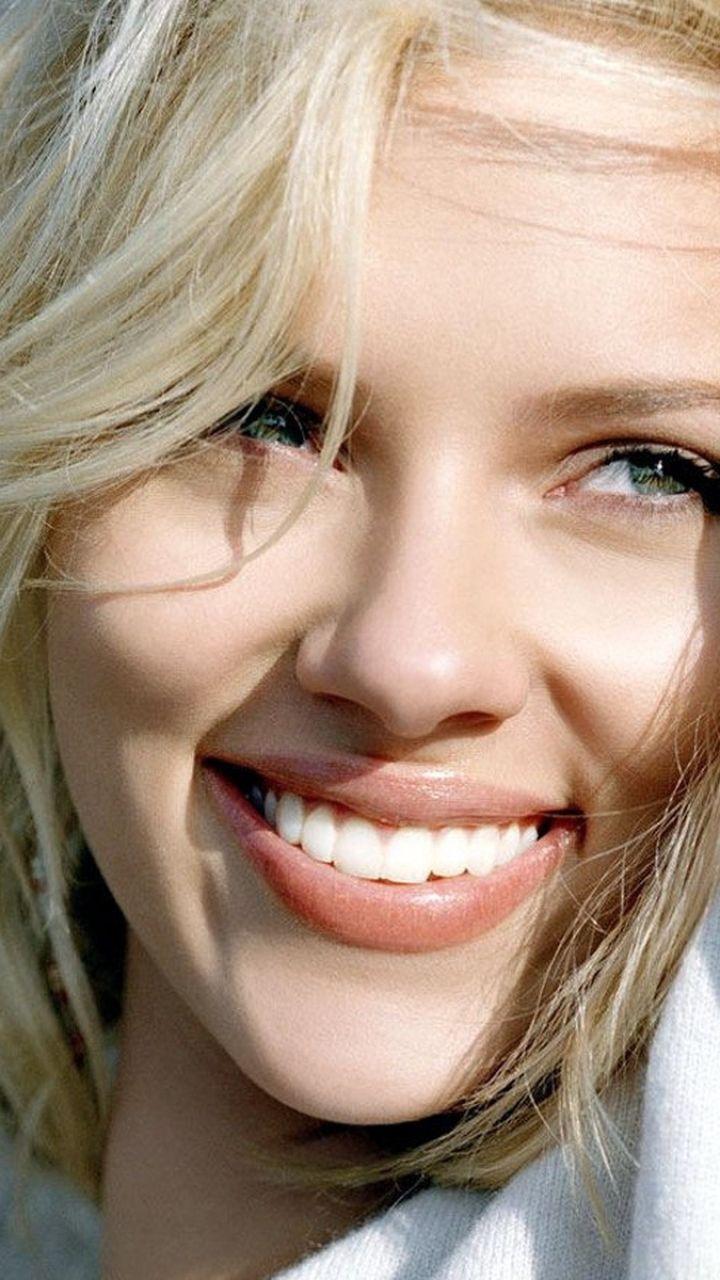 720x1280 Celebrity Scarlett Johansson (720x1280) Wallpaper