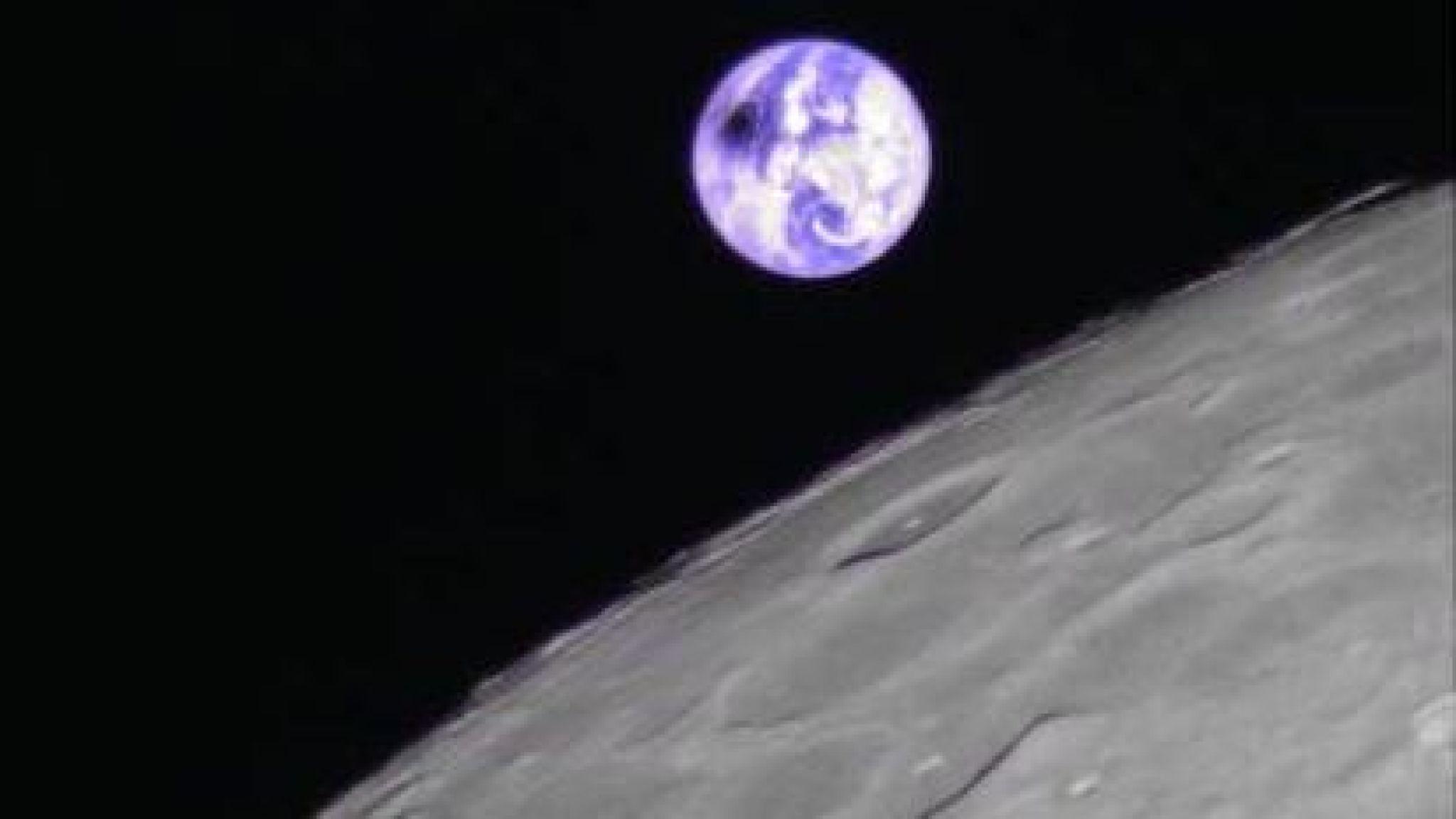 2048x1152 Lunar satellite captures stunning image of solar eclipse