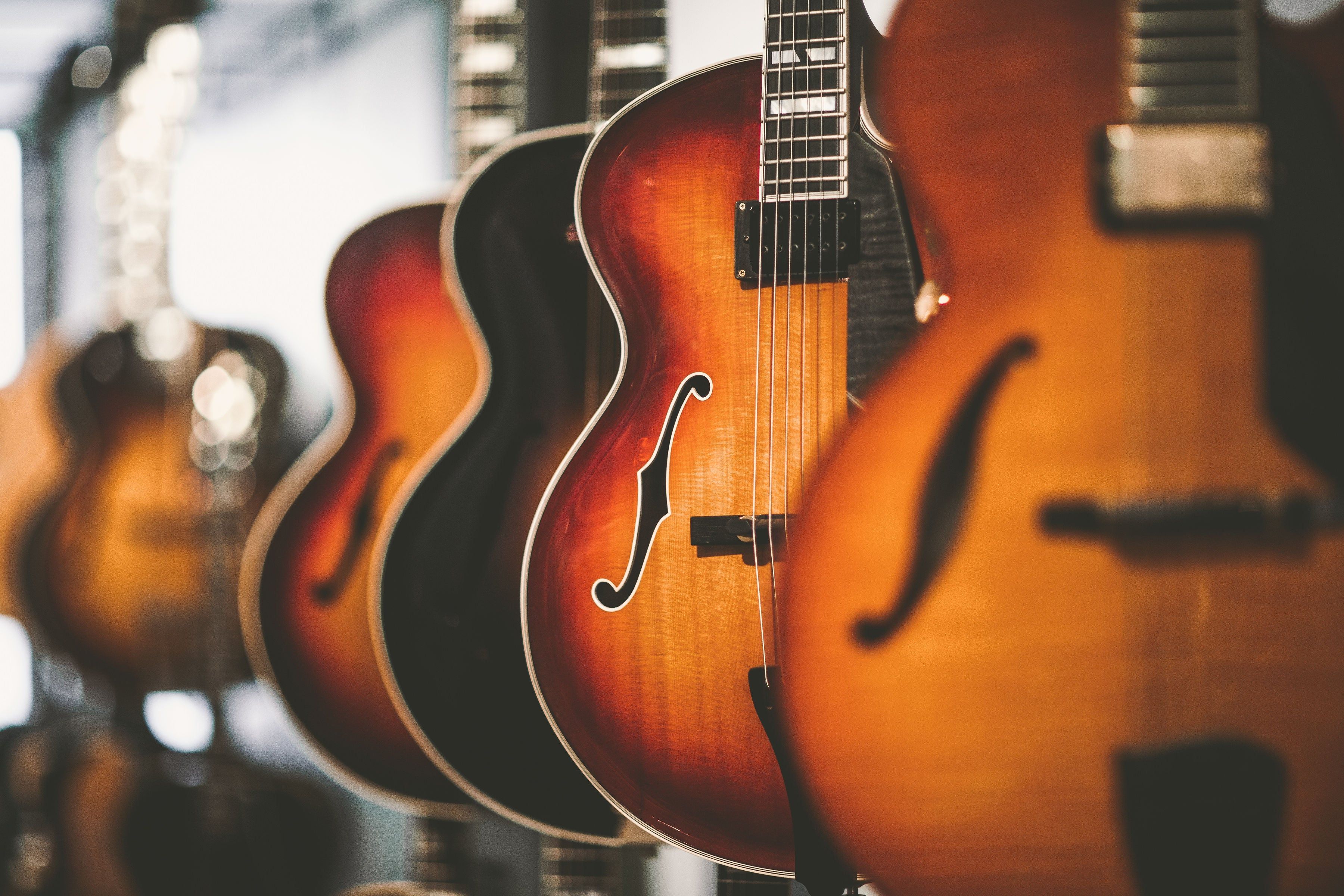 3600x2400 TR Crandall Guitars