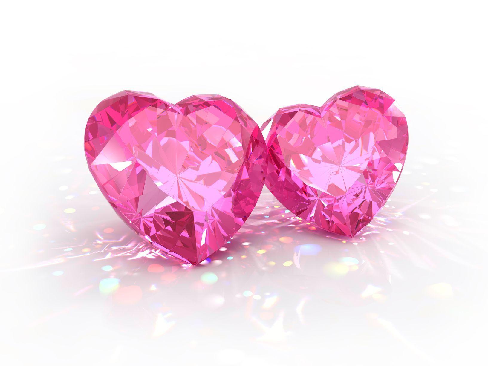 1633x1225 Crystal Pink Heart Wallpaper