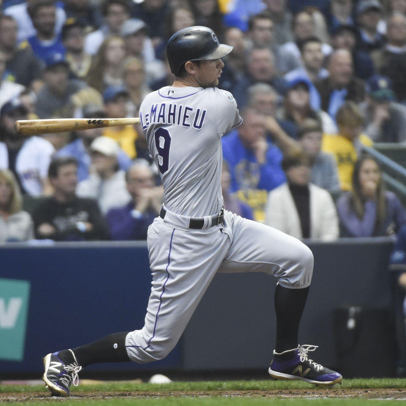 1400x1400 Three teams have talked with FA DJ LeMahieu— but not