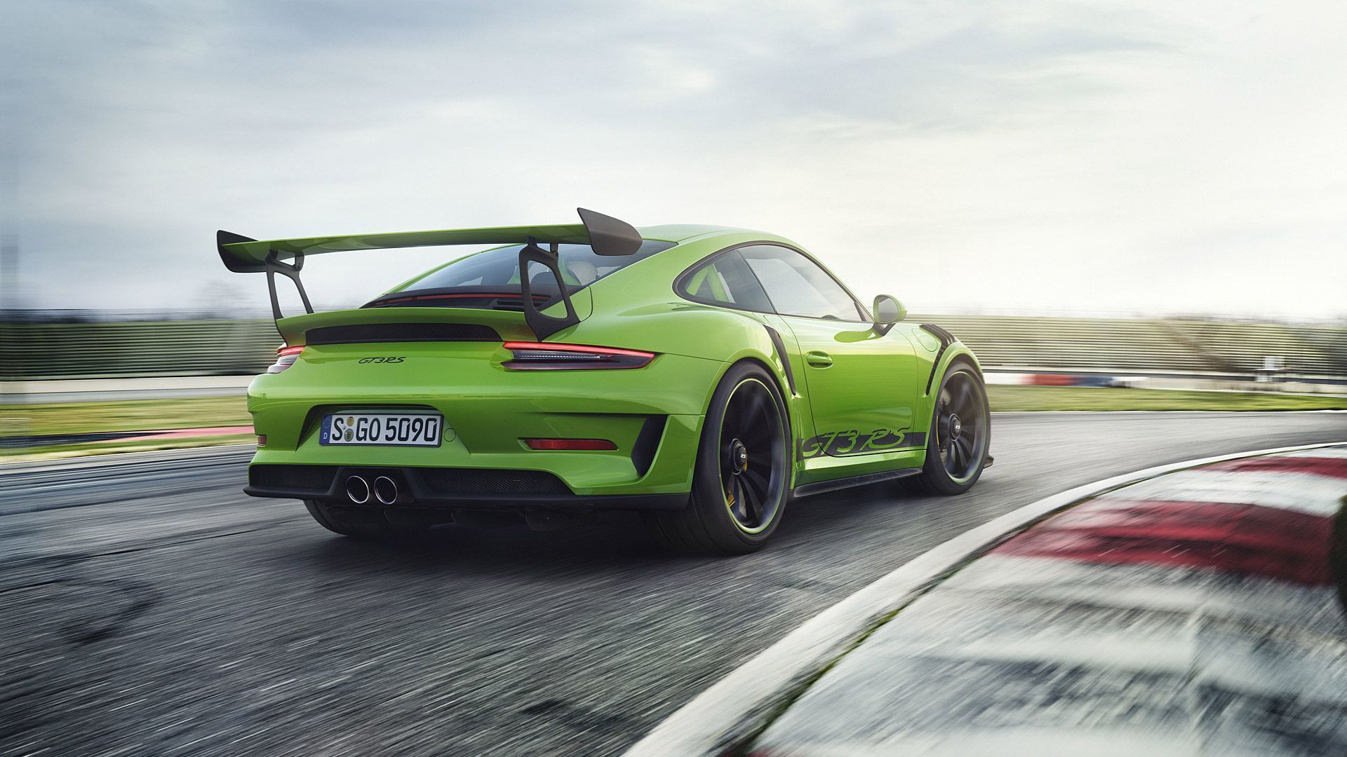 1920x1080 Porsche 911 GT3 RS Wallpaper