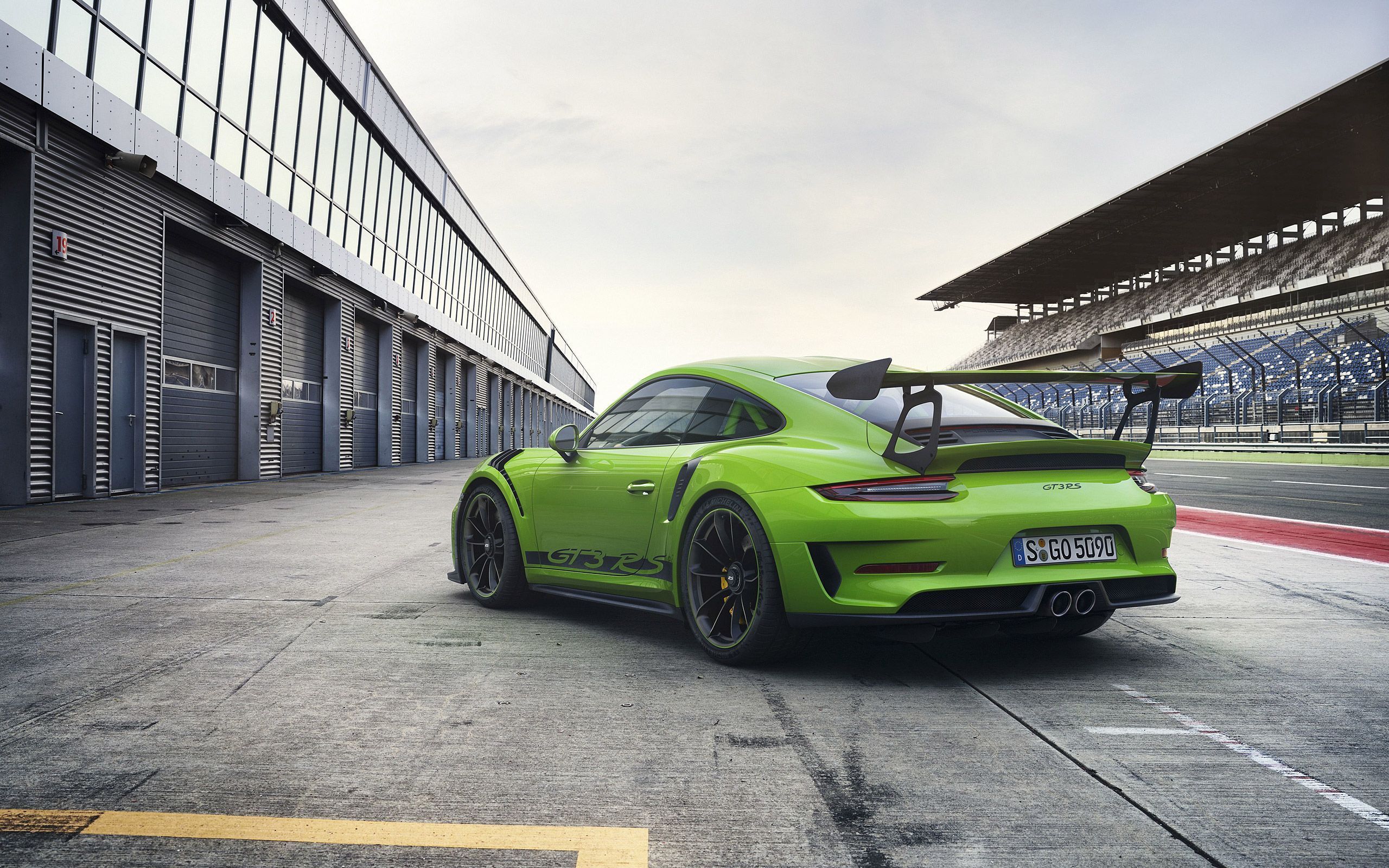 2560x1600 Porsche 911 GT3 RS Wallpaper