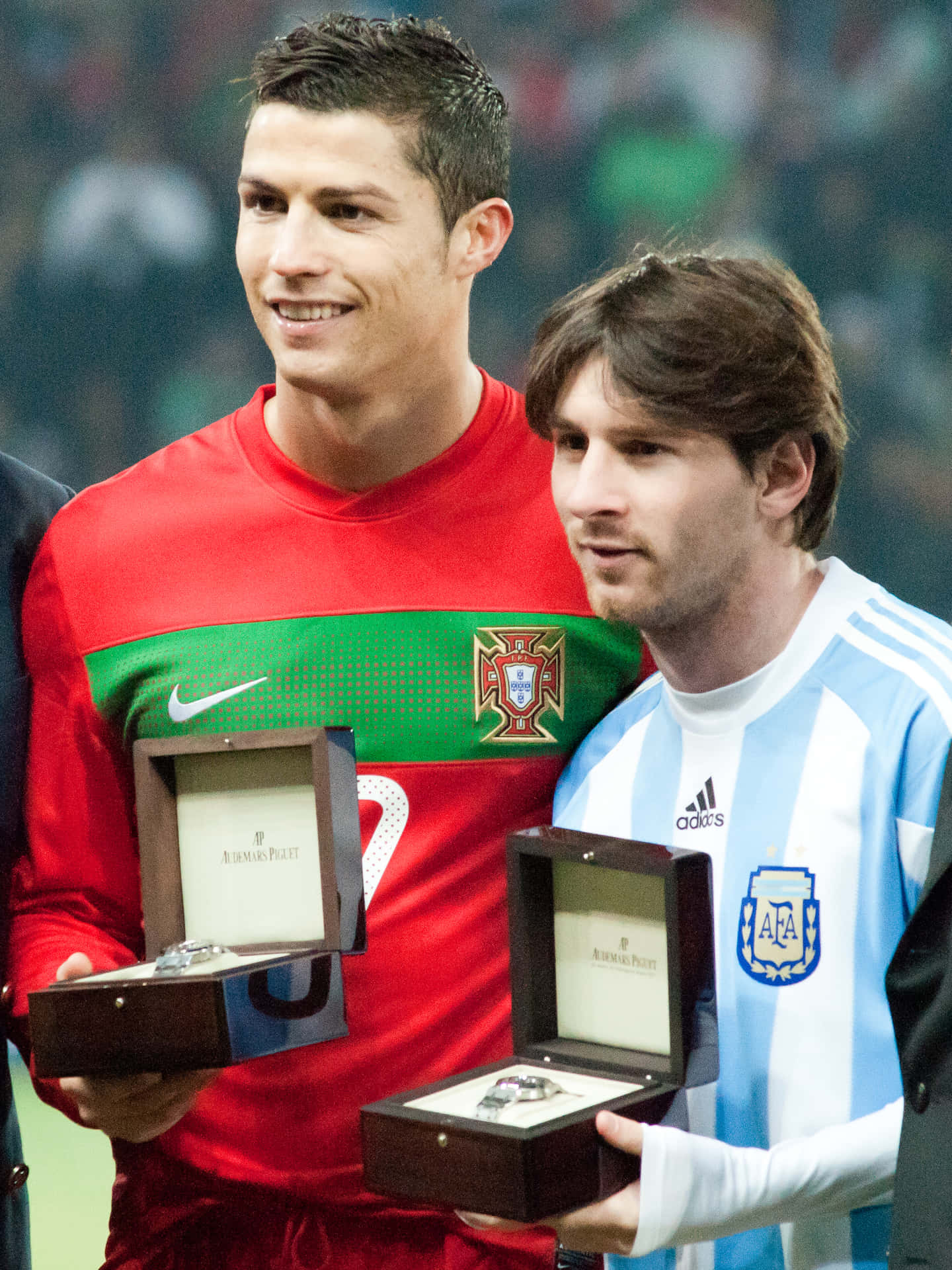 1440x1920 Download Cristiano Ronaldo lifts the UEFA Nations League trophy with Portugal