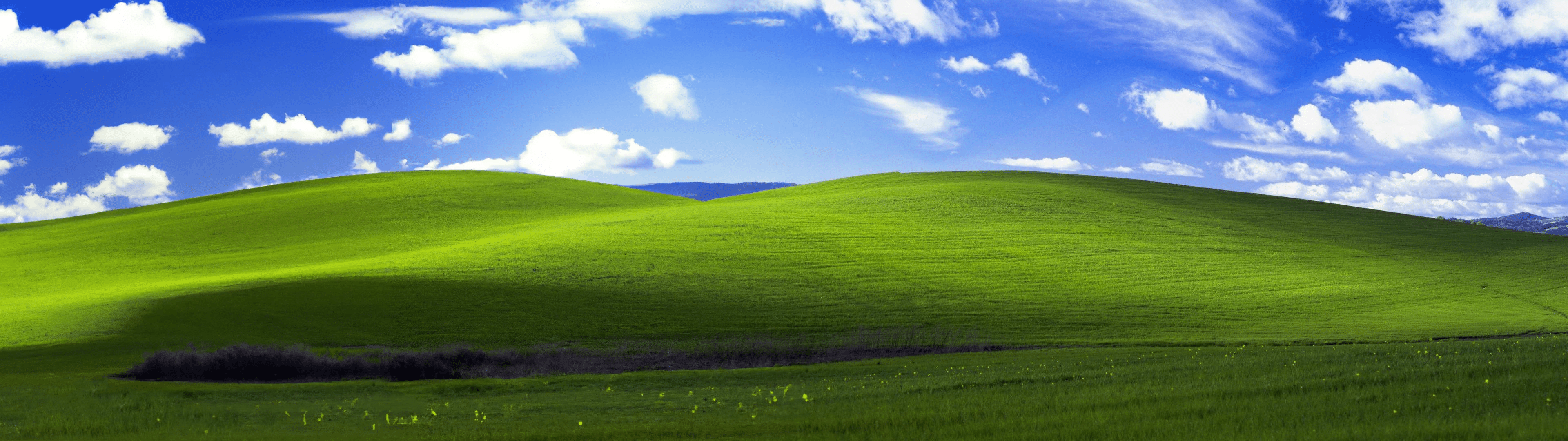 3840x1080 dual monitor Bliss from windows XP