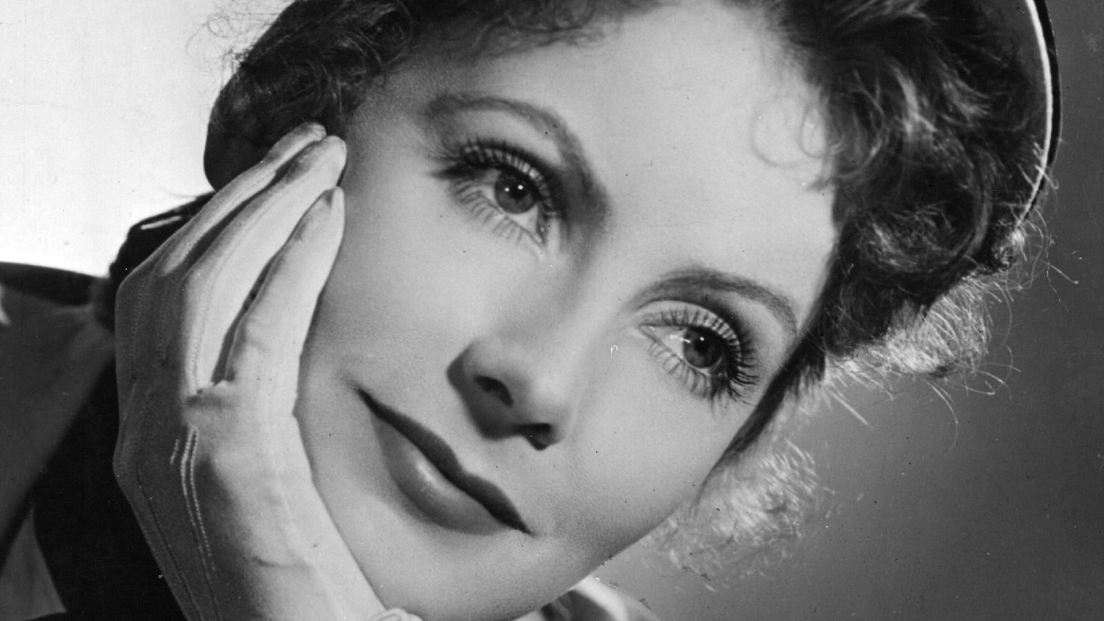 1600x900 What Greta Garbo's Private Life Was