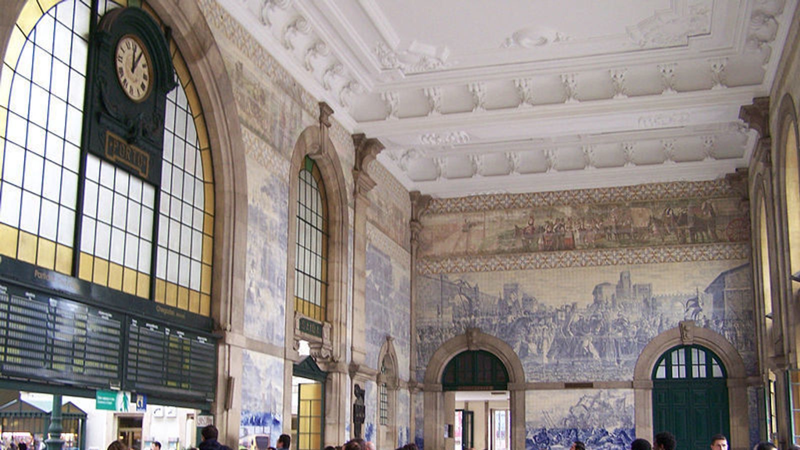 1600x900 Sao Bento Railway Station