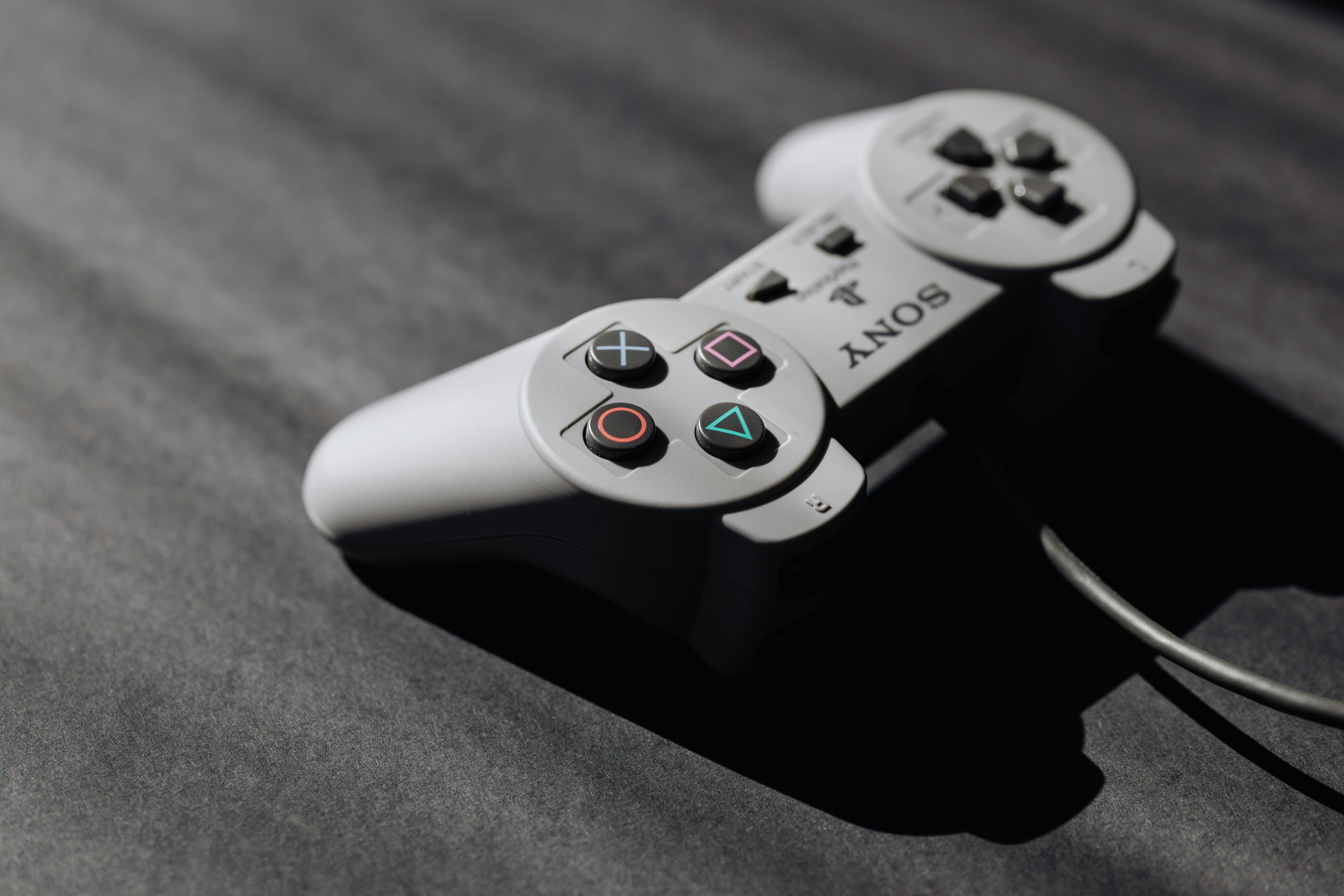 6720x4480 Play Station & HD Image