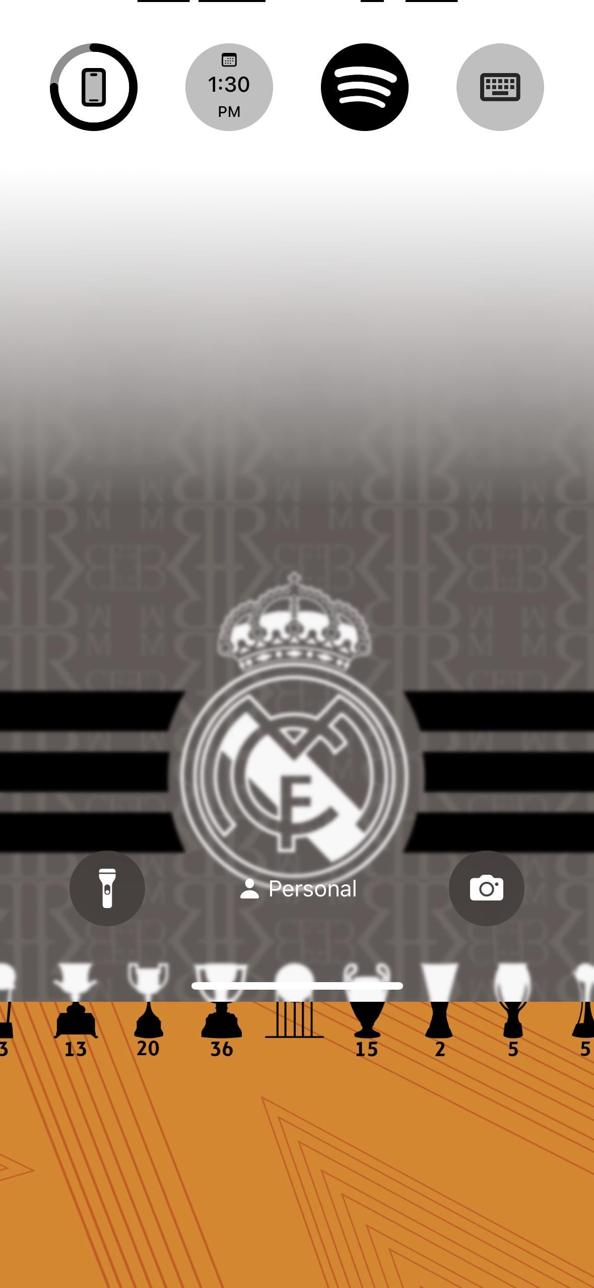 1179x2556 Real Madrid Wallpaper in the colours