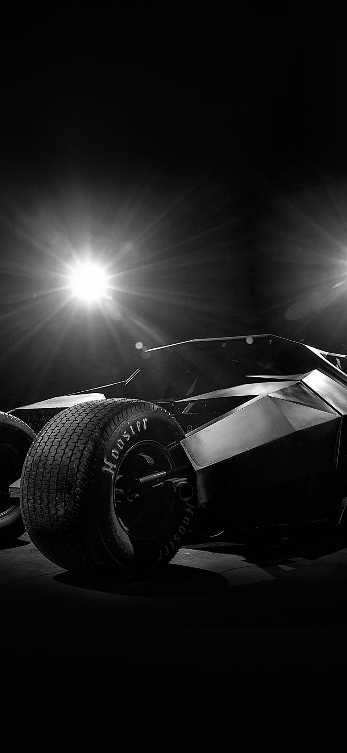 1125x2436 iPhonePapers tumbler batcar hero black