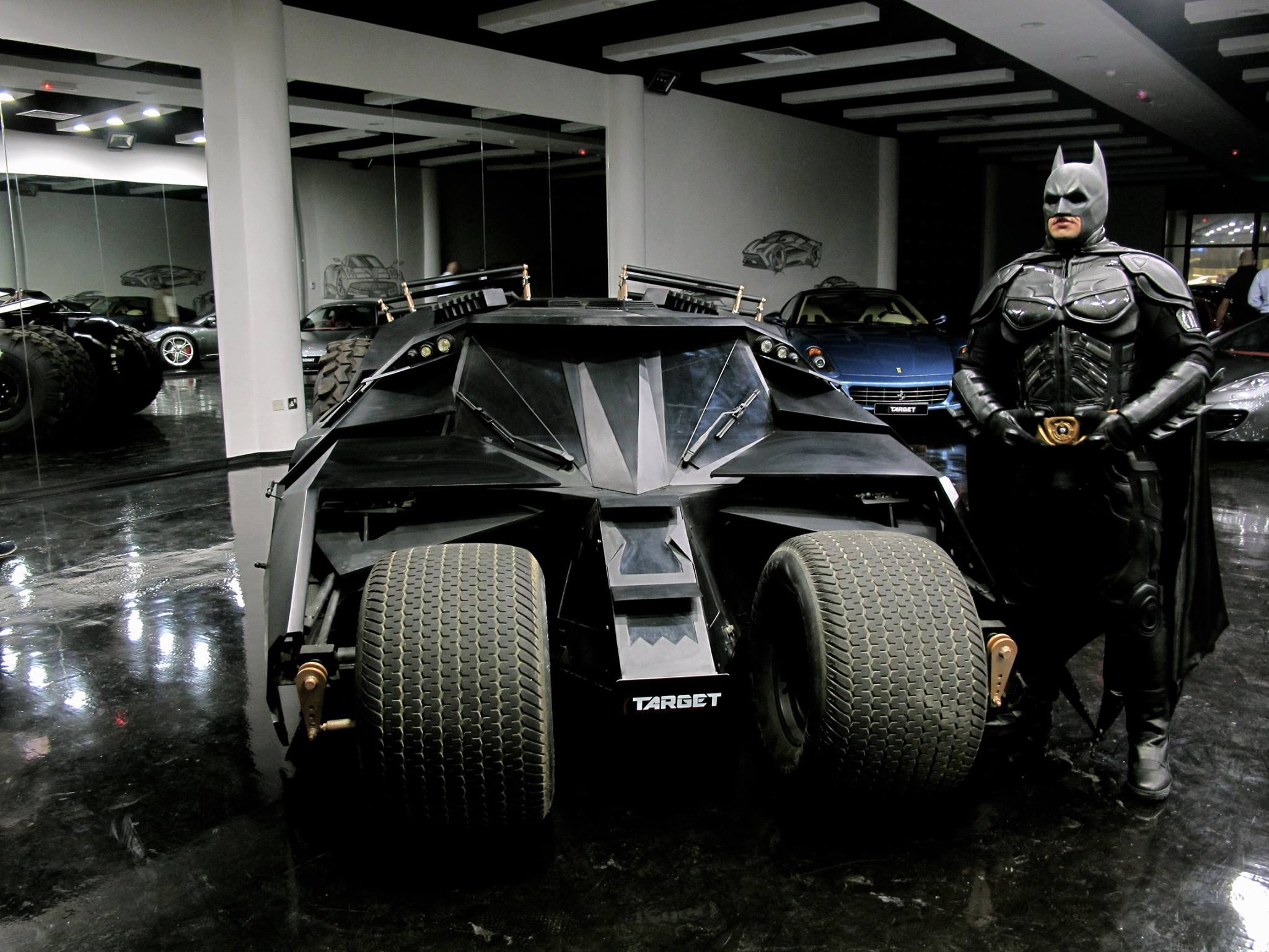 2048x1536 Tumbler Batmobile and Tron Bike in Dubai Luxury