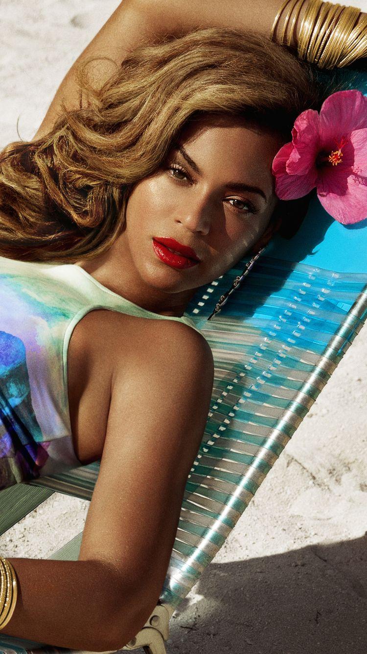 750x1334 Beyonce In H And M Summer Collection 2019 iPhone 6