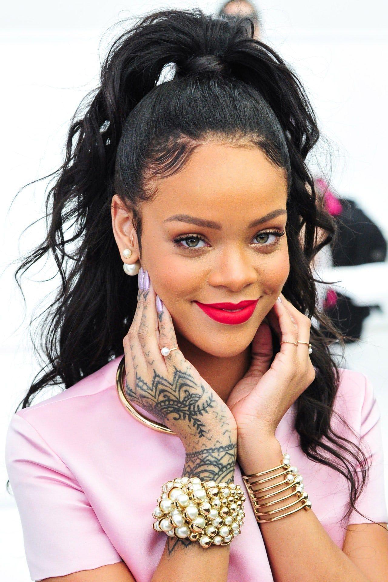 Rihanna Beautiful Wallpapers Top Free Rihanna Beautiful Backgrounds Wallpaperaccess