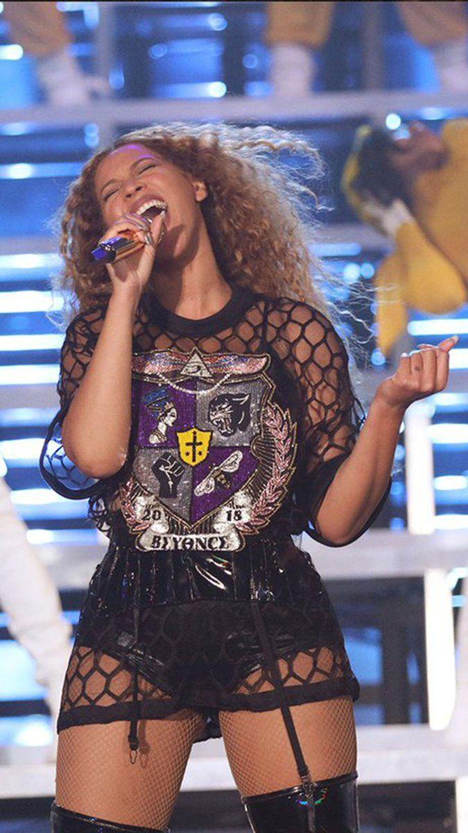675x1200 Beyoncé Wallpaper