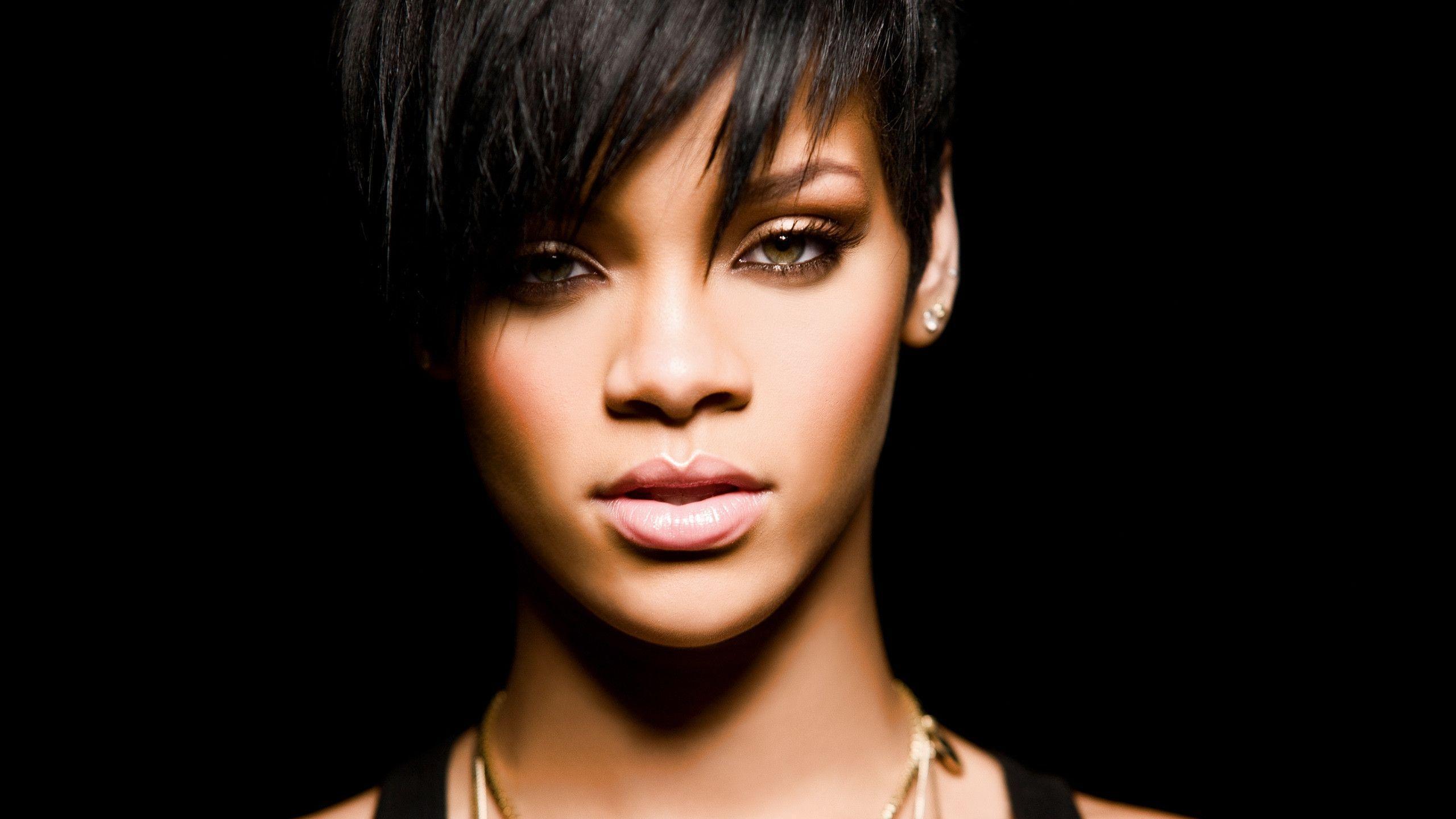 2560x1440 Free Rihanna Wallpaper