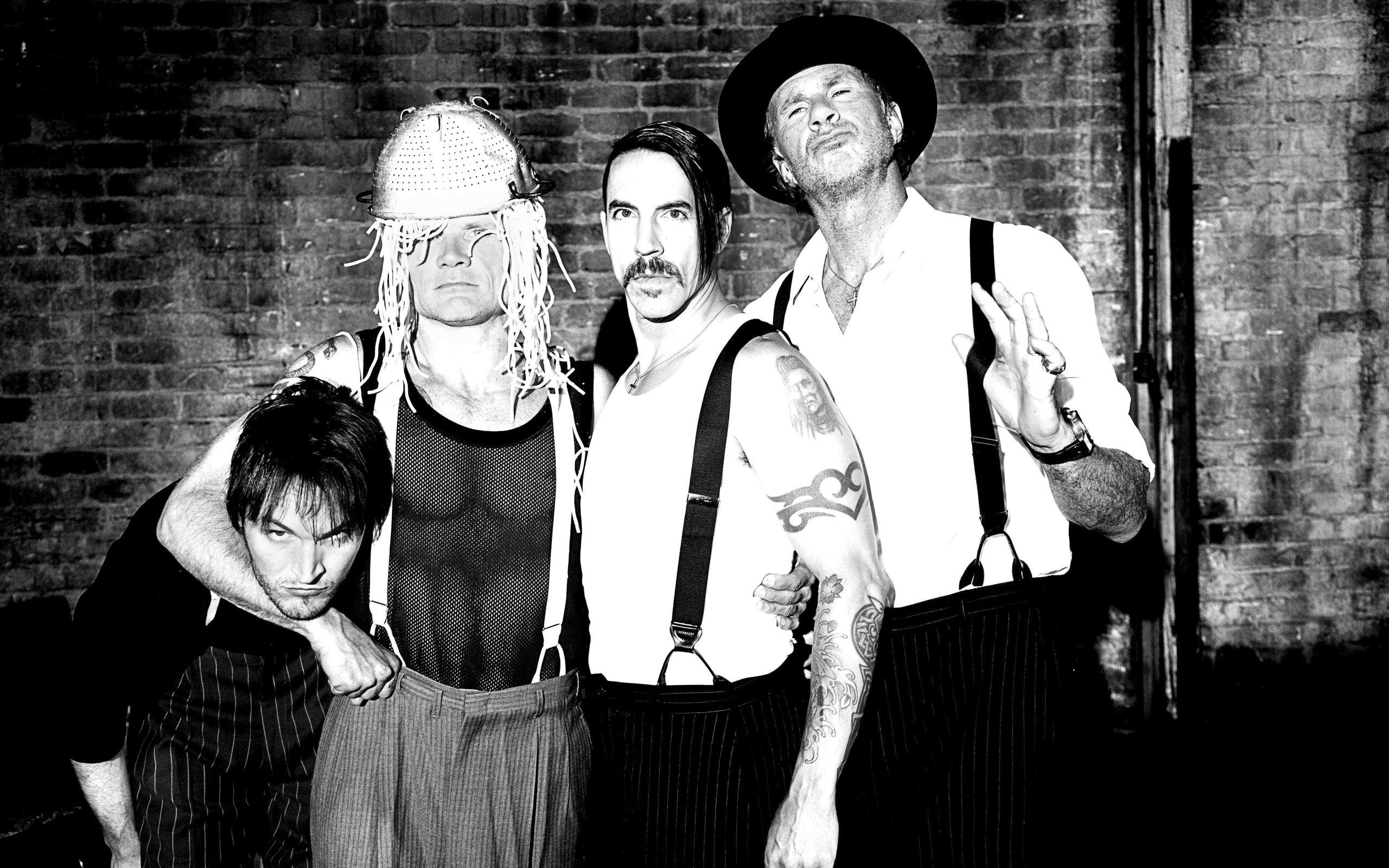 Обои red hot chili peppers