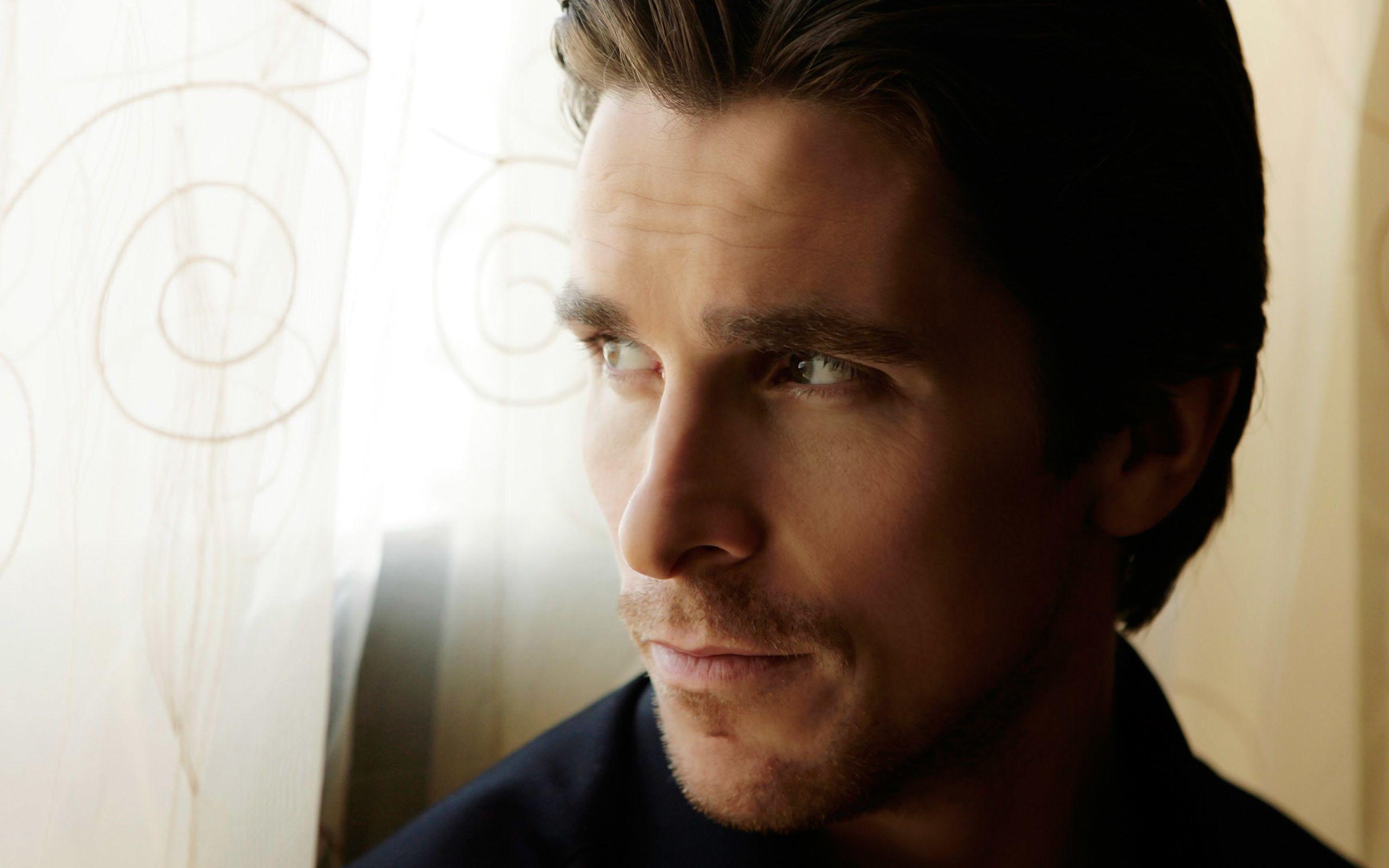 2560x1600 Christian Bale Wallpaper