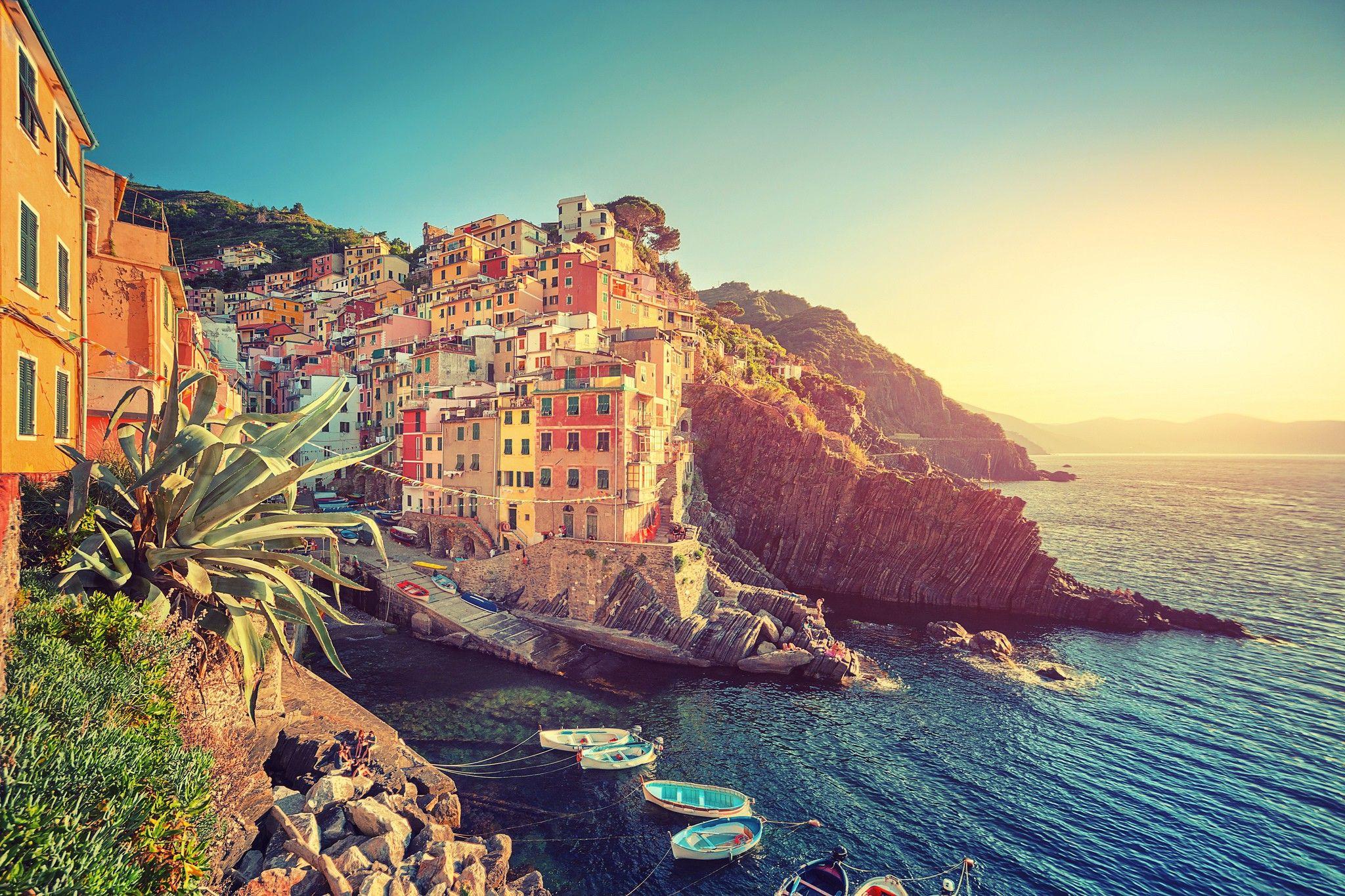 2048x1365 Italy, Sea, Landscape, Cityscape, Boat, Cinque Terre