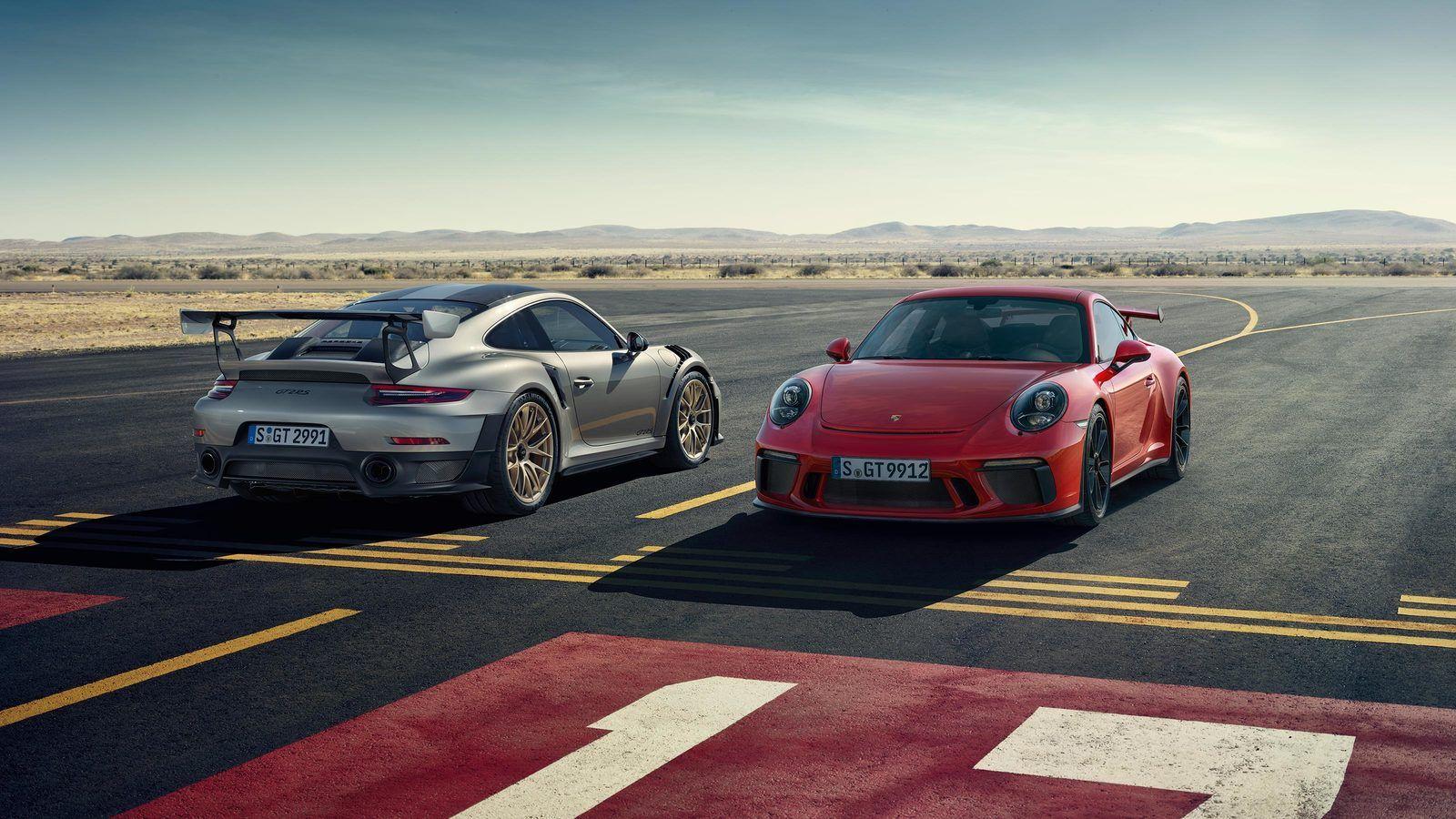 1600x900 Your Must Have Porsche 911 GT2 RS Wallpaper