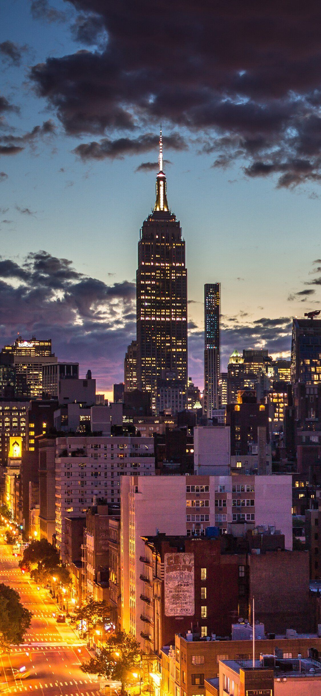1125x2436 New York City