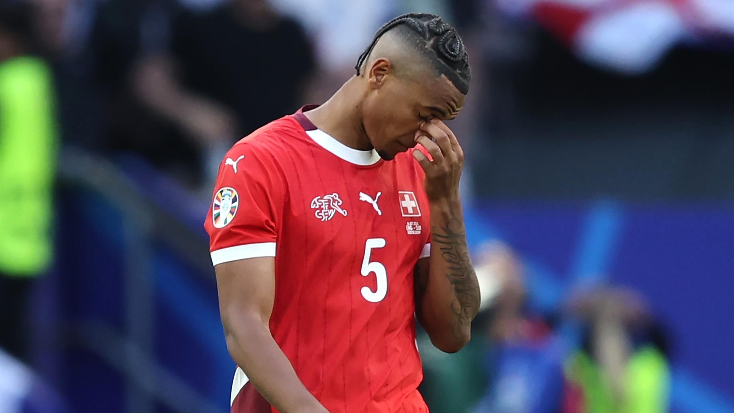 2560x1440 Manuel Akanji on missed penalty