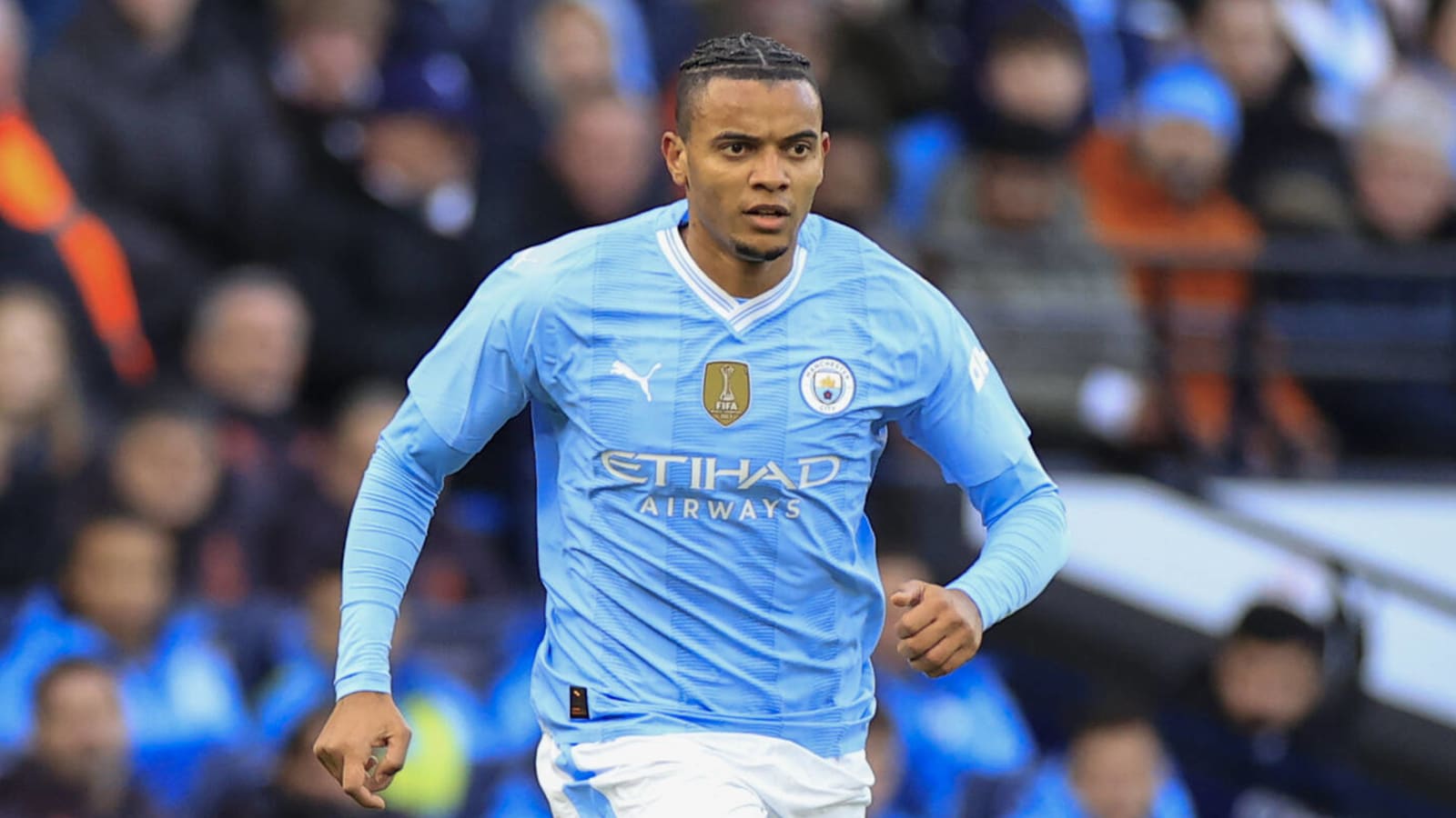 1600x900 Manchester City's versatile defender