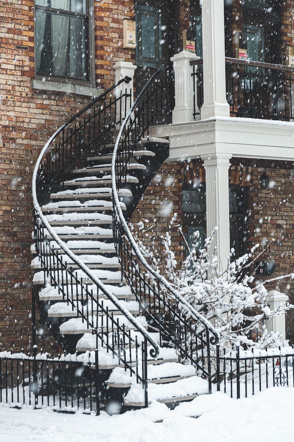 1000x1500 Winter Wallpaper