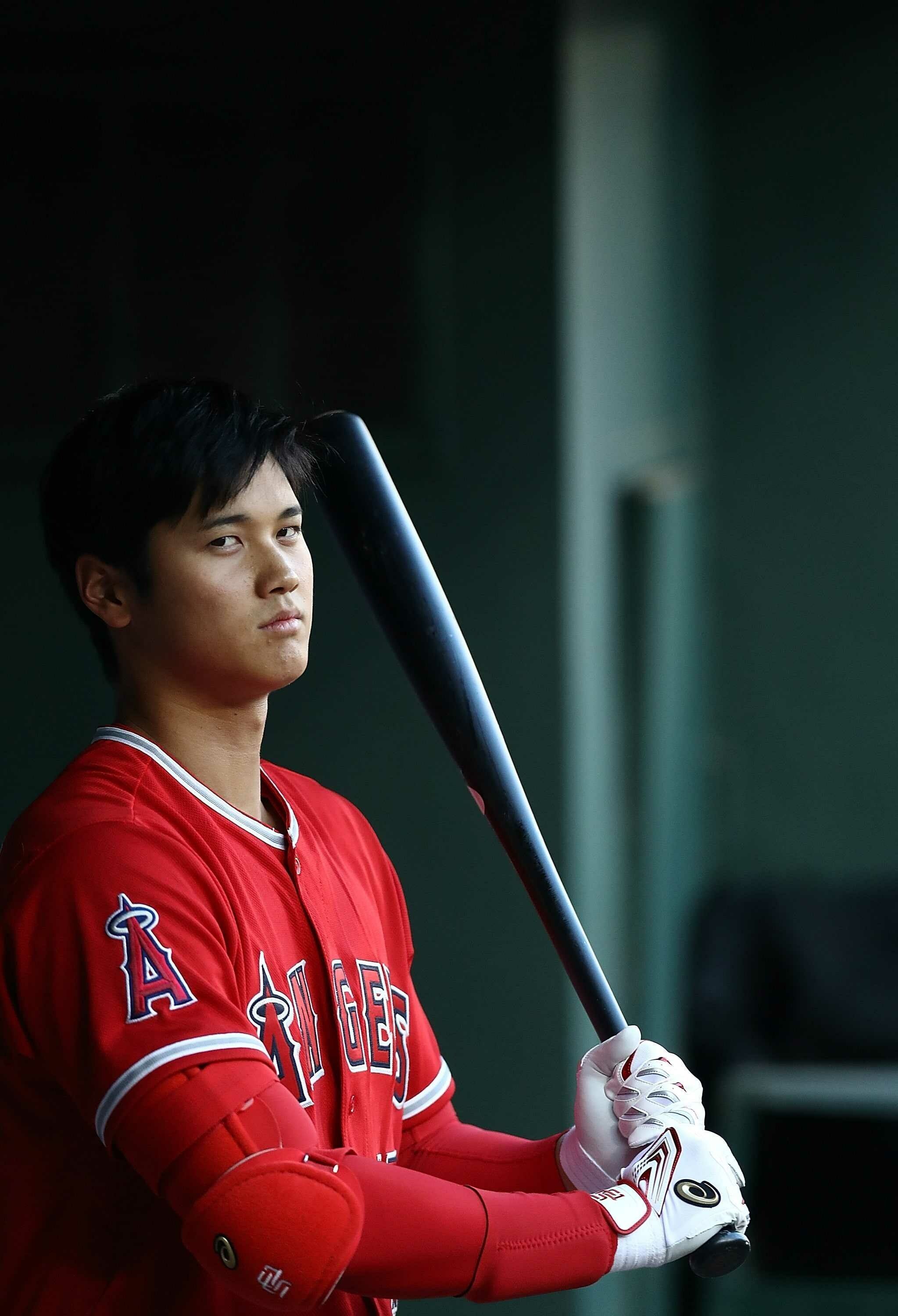 2047x3000 Shohei Ohtani Wallpaper 29 image
