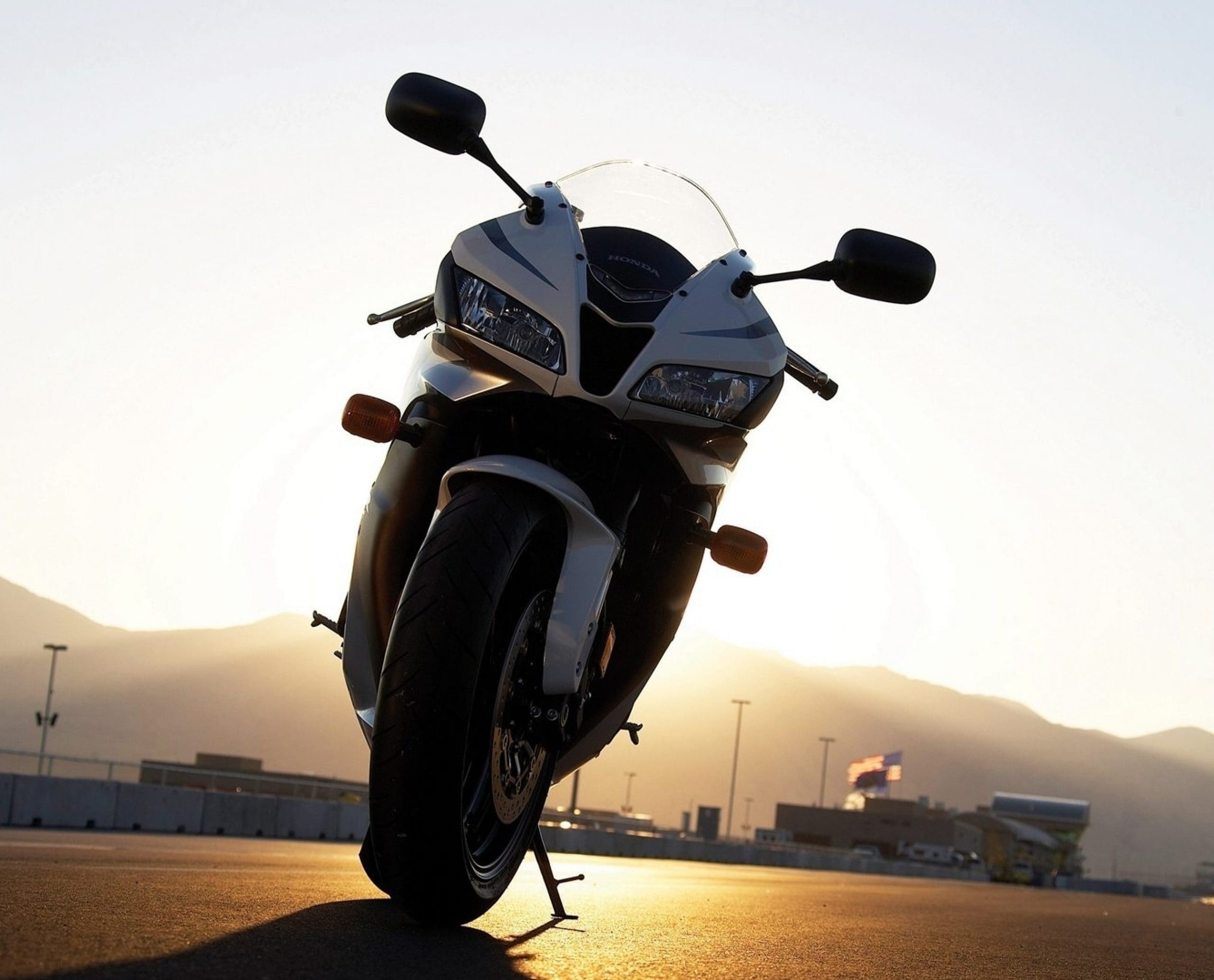 2560x2066 Honda Motorcycle iPhone & Android