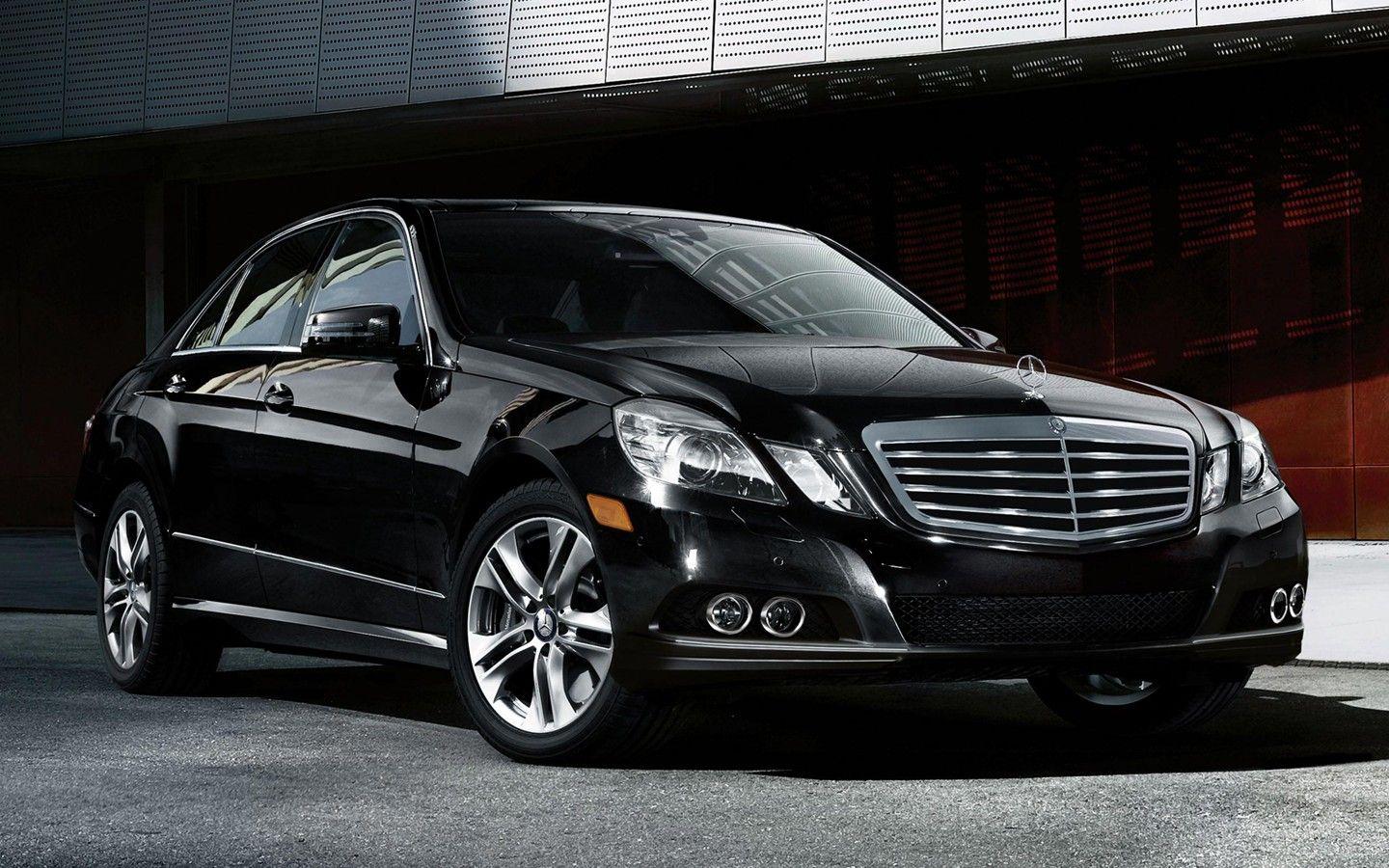 1440x900 The New Mercedes Benz E Class Saloon Wallpaper 31941