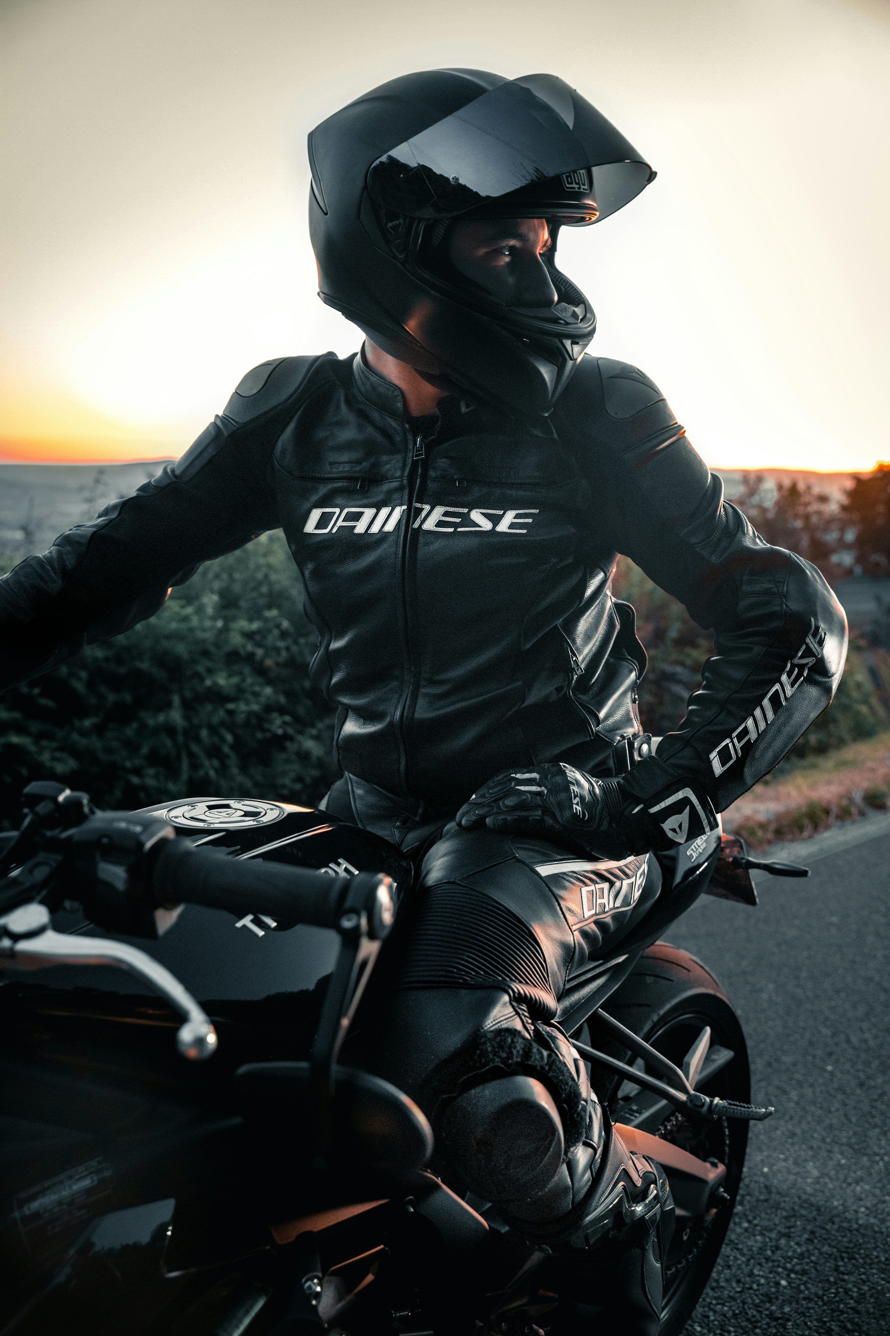 3000x4500 Biker Picture [HQ]. Download