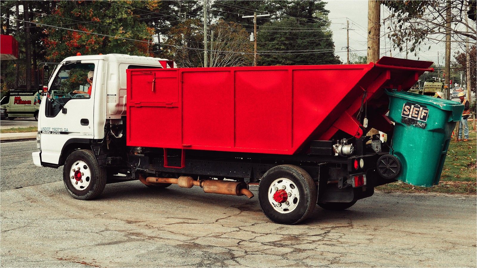 1600x900 Trash Truck. Marietta, GA. With a new