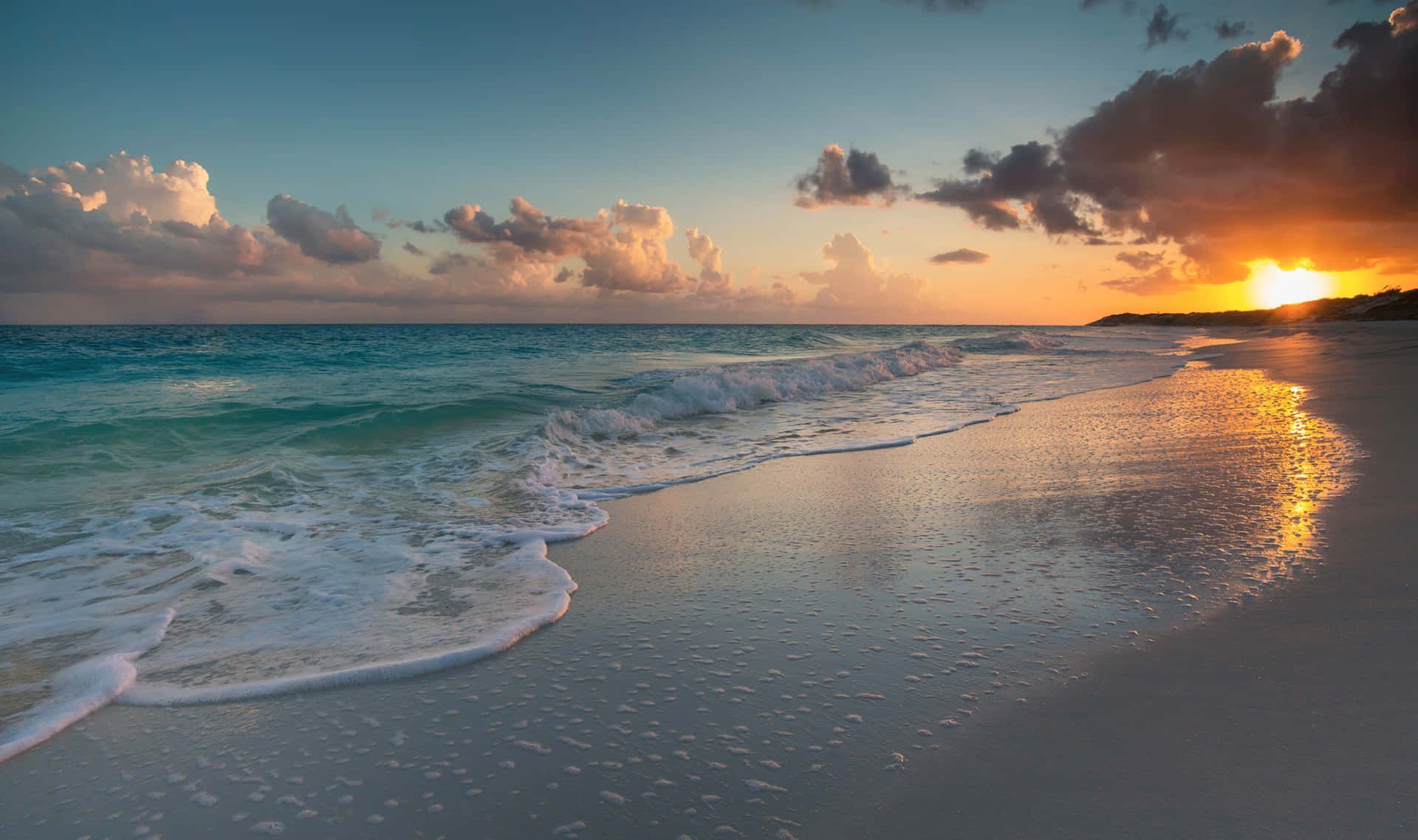 1920x1138 Beach Sunset HD Wallpaper