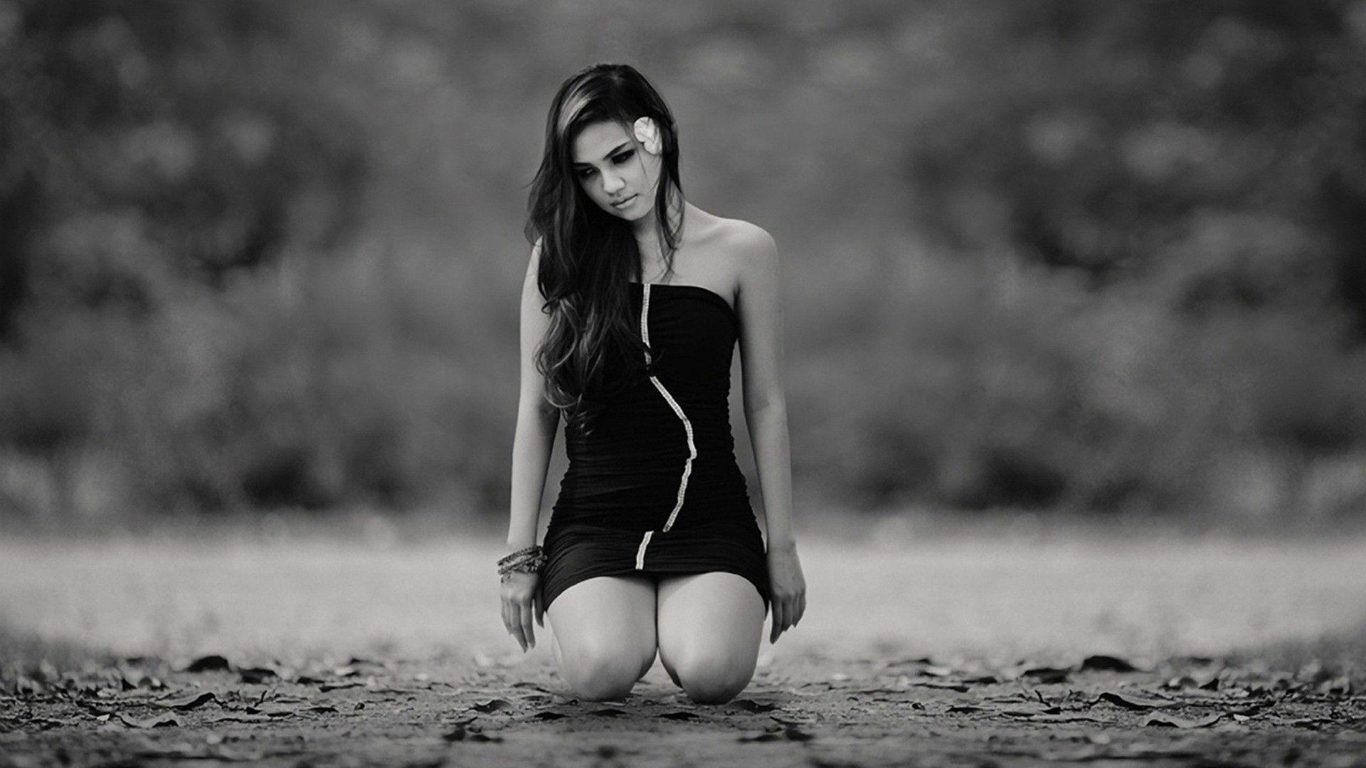 Girls Black and White Wallpapers - Top Free Girls Black and White Backgrounds - WallpaperAccess