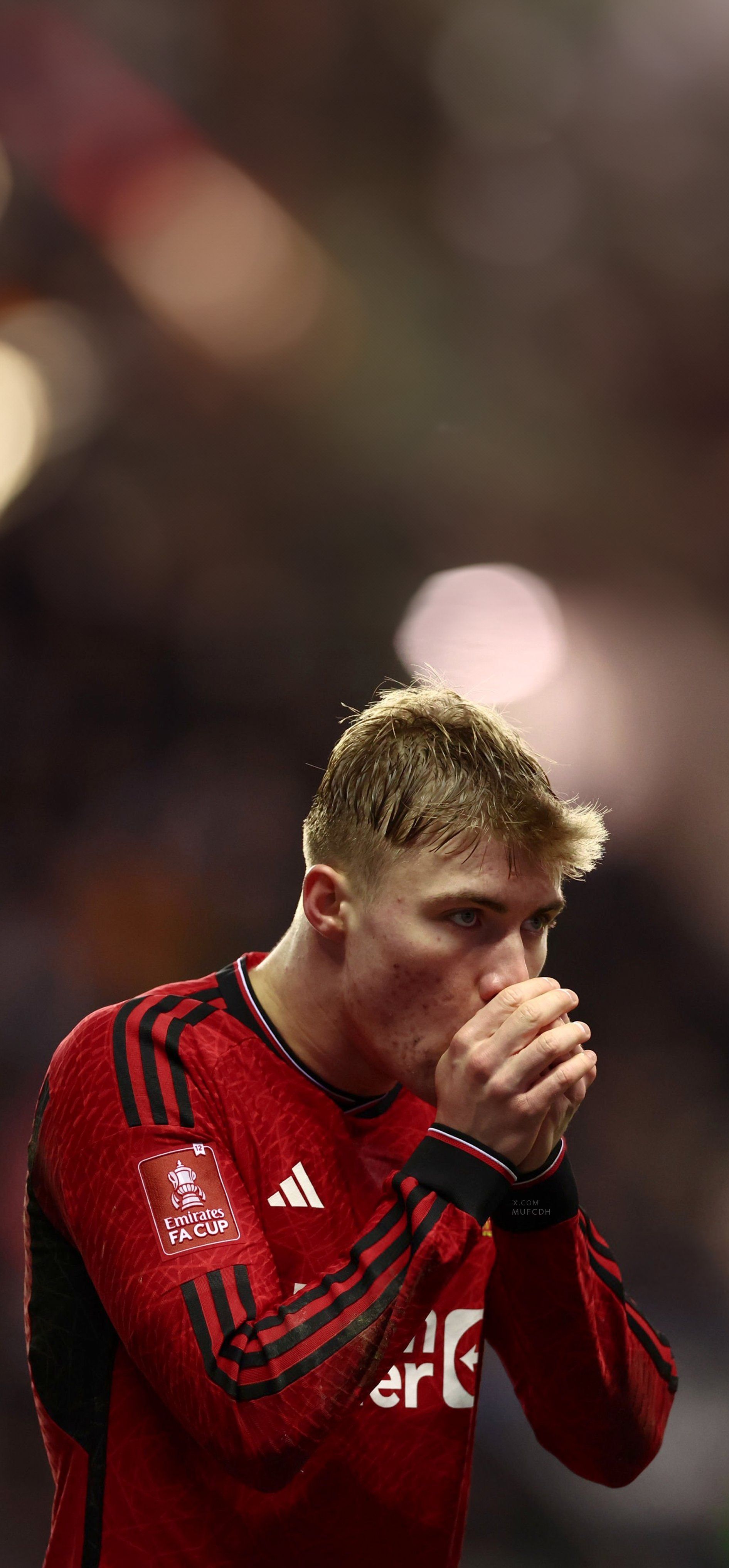 1891x4069 4K. #Wallpaper : Manchester