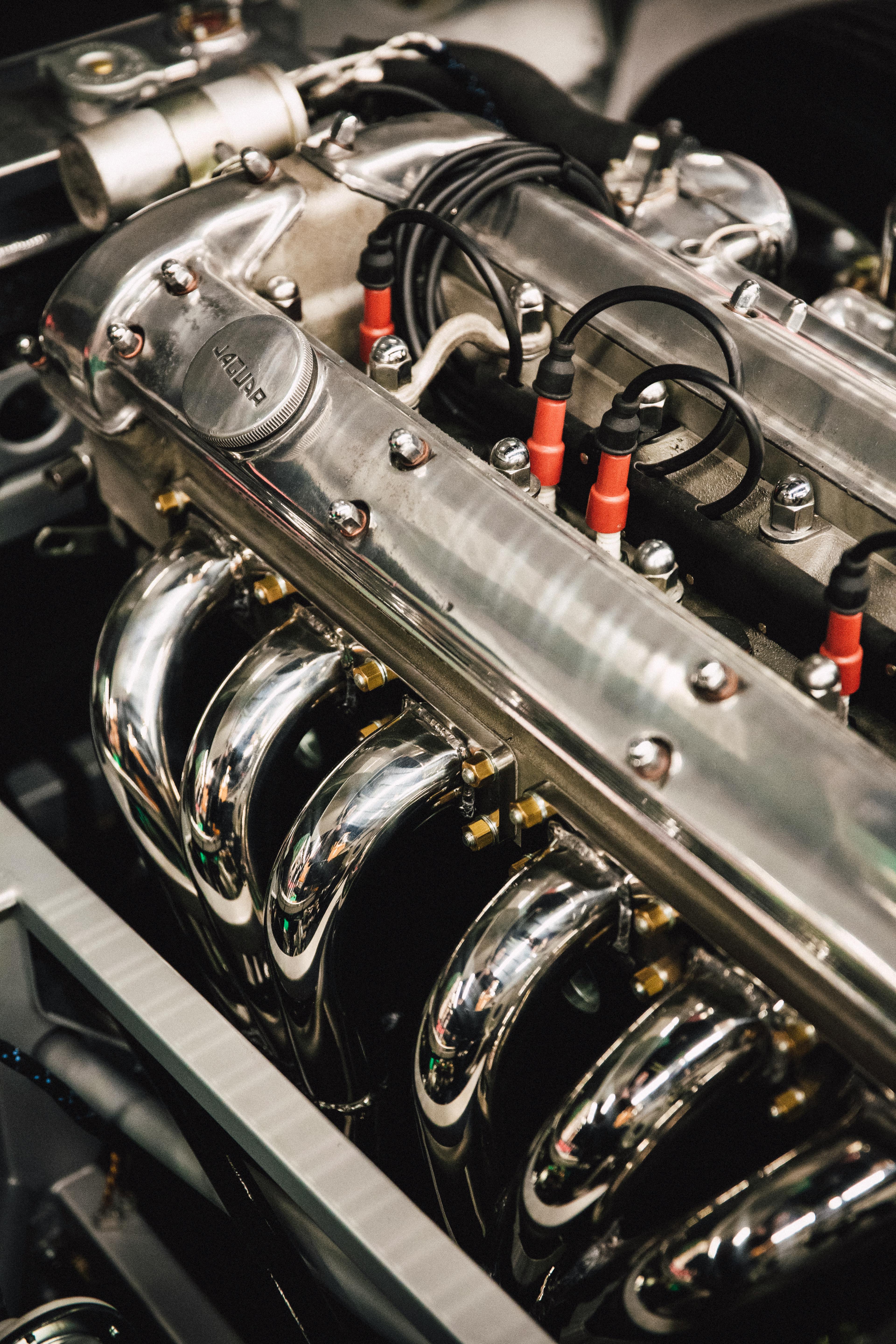 3840x5760 Silver Car Engine · Free